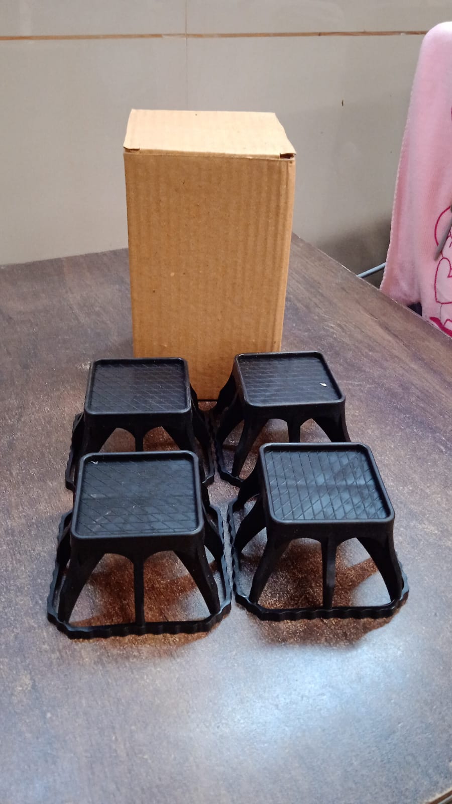 Multi-Purpose Plastic Washing Machine Stand (4 Pcs Set) Signature kart