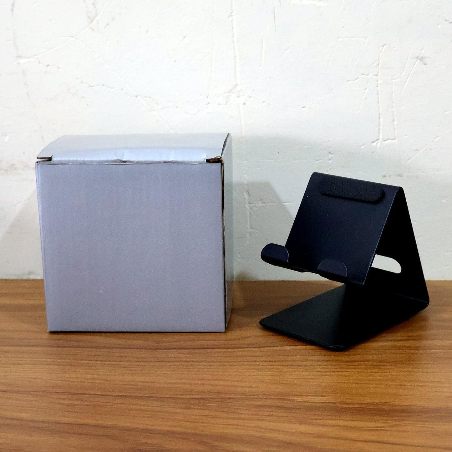 Metal Universal Mobile & Tablet Stand Holder - (1 Pc) signaturekarts