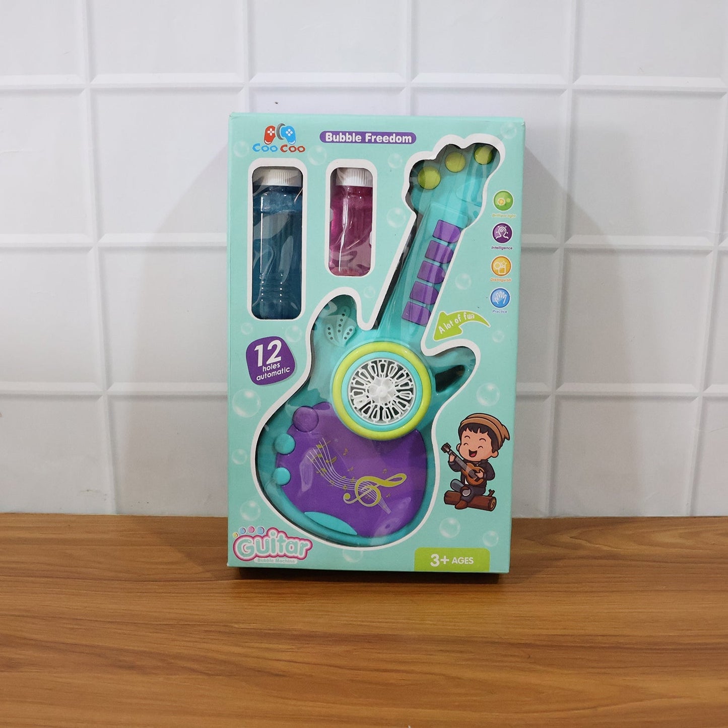 Electric Automatic Guitar-Shaped Bubble Machine set signaturekarts
