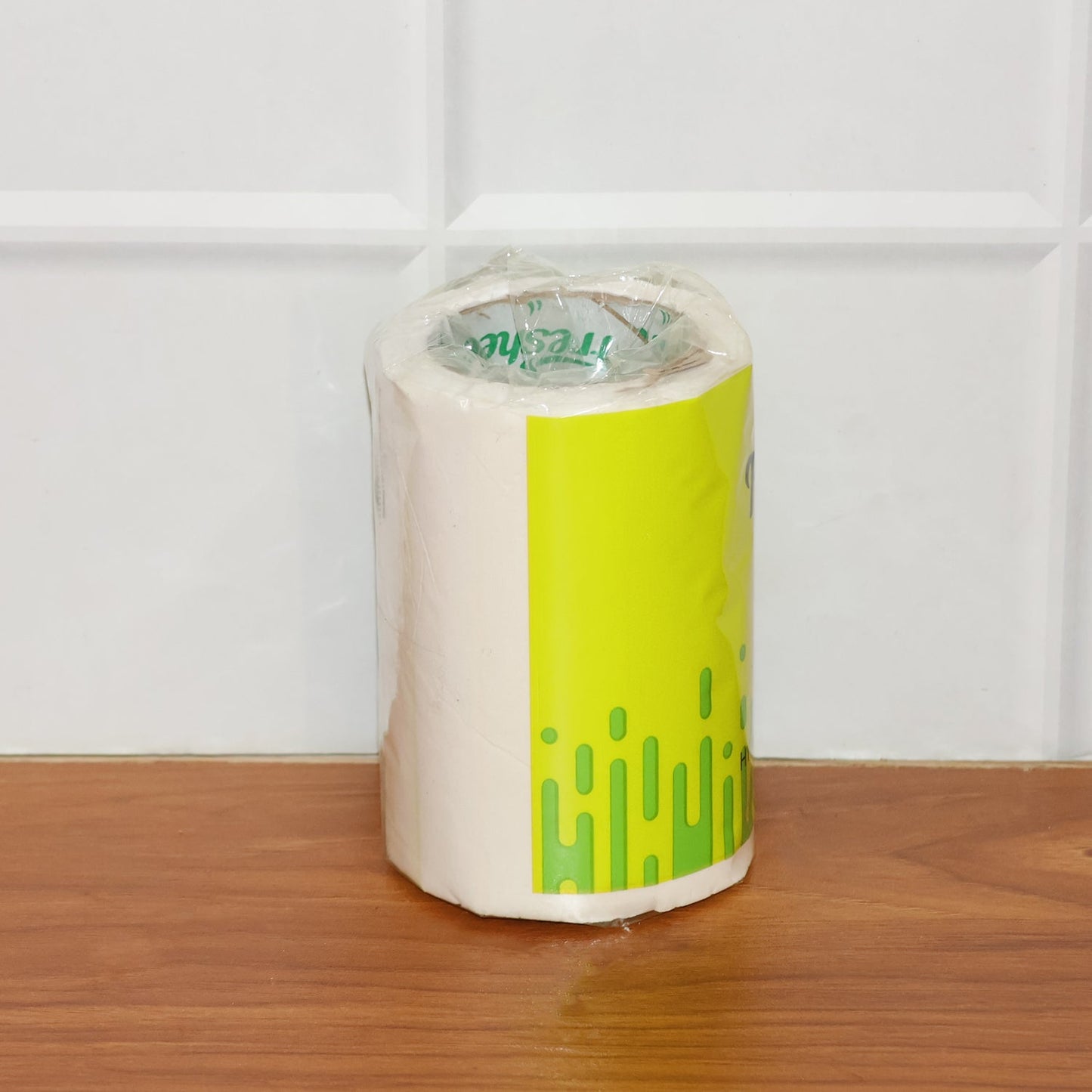 Freshee Ultra-Soft 2-Ply Toilet Roll — 120 Sheets Per Roll (10x10 Cm) signaturekarts