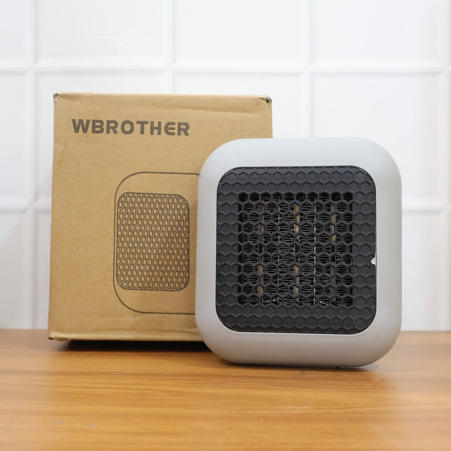 600W Wall-Mounted Plug-In Room Heater (1 Pc / With Conveter) Signaturekarts