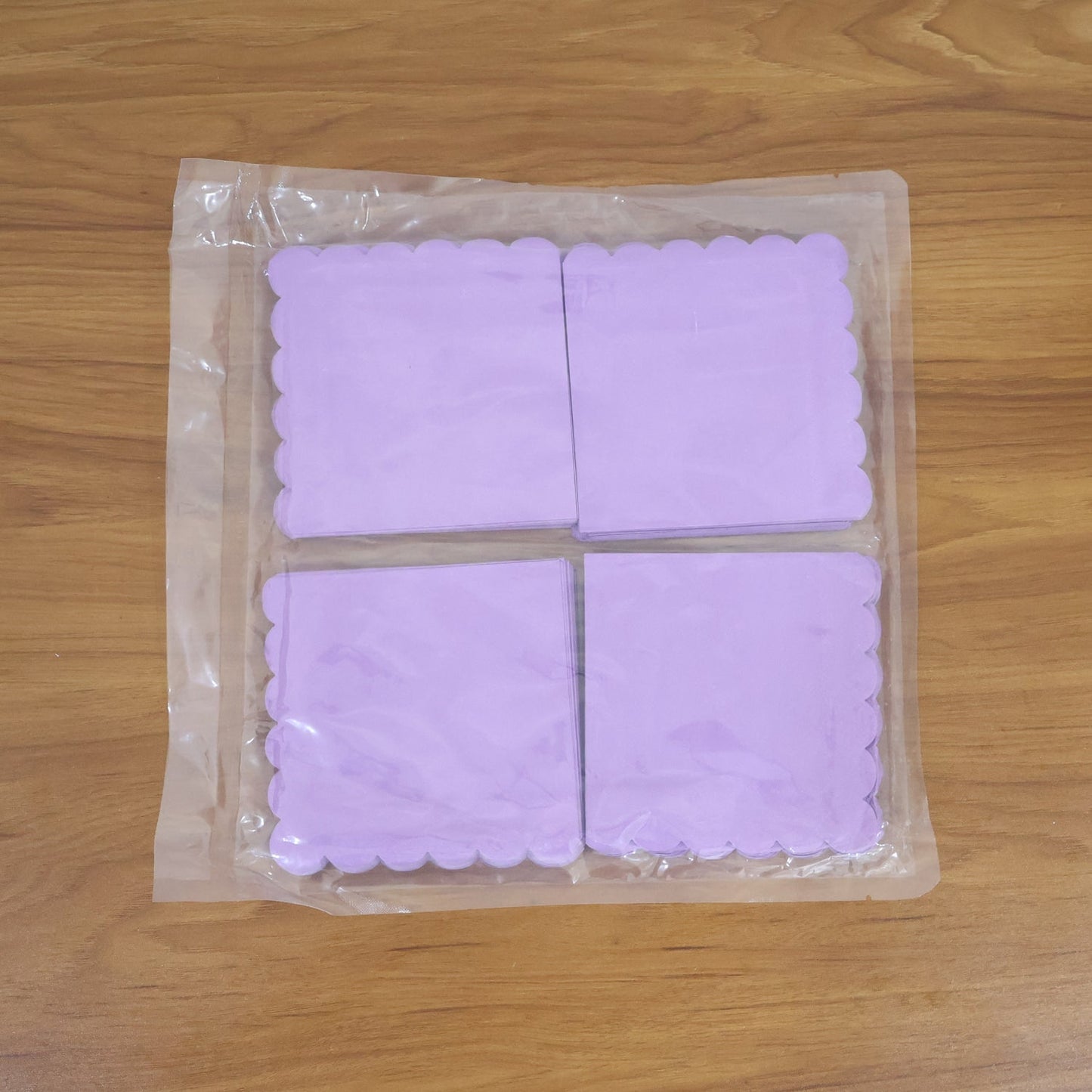 Lilac Scalloped Disposable Paper Napkin (23 x 23 cm / 120 Pc) signaturekarts