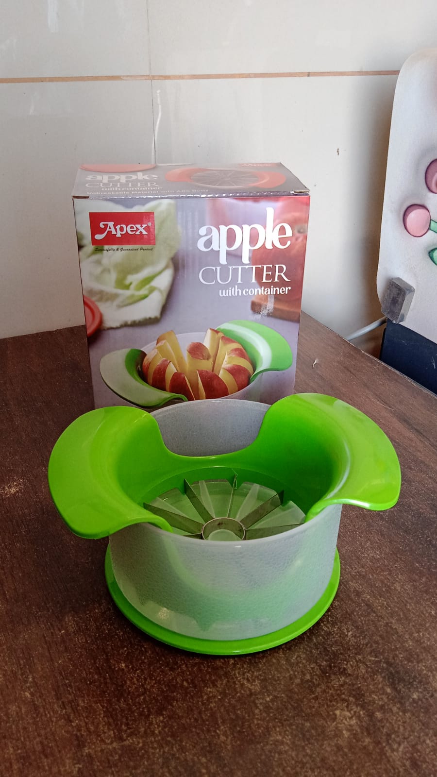 Apex Apple Cutter with Container – Unbreakable ABS Body & Stainless Steel Blades Signature kart