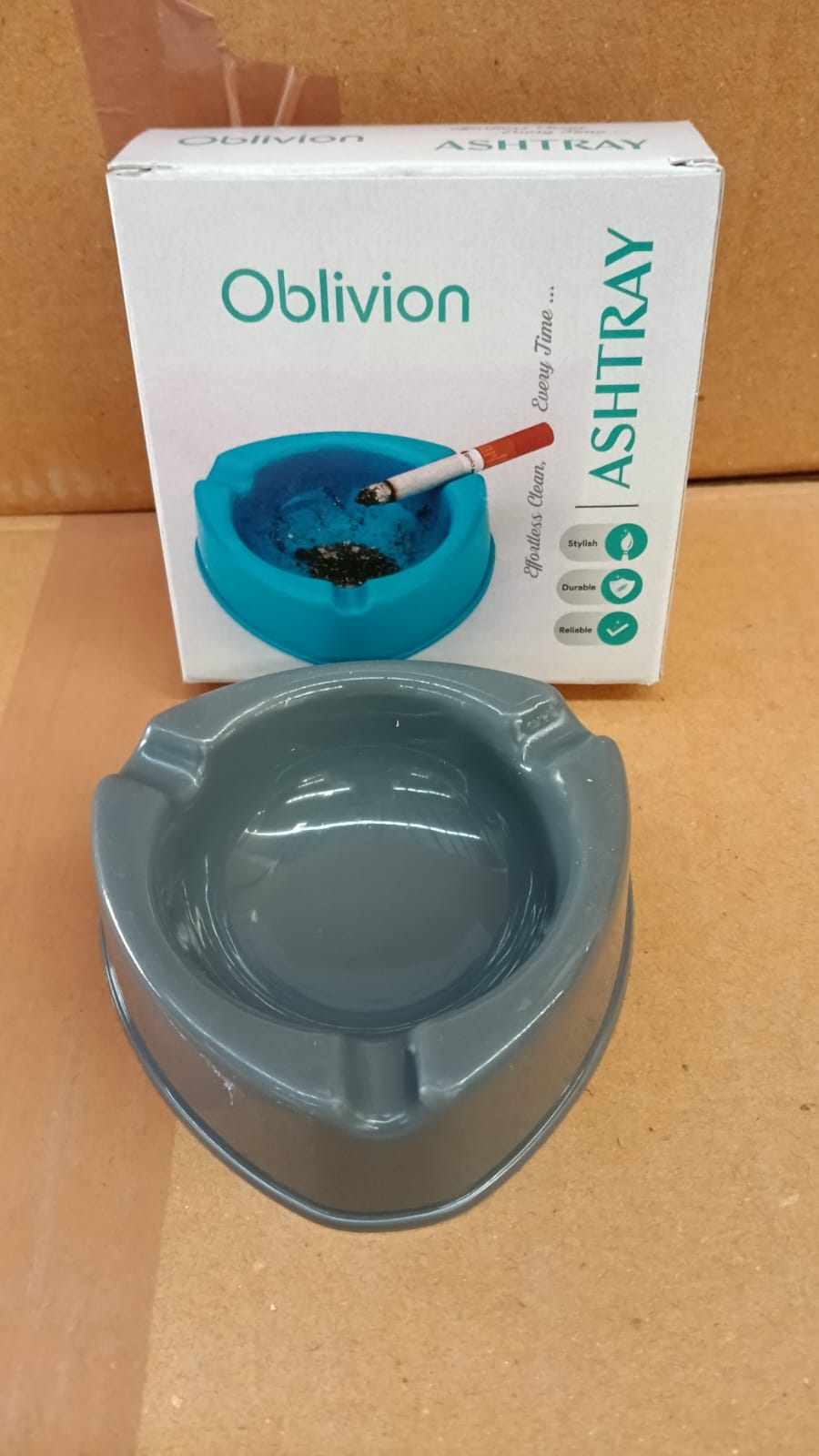 Oblivion Durable Plastic Ashtray Wide Bowl and Triple Cigarette Holder Slots (1 pc) Signature Kart