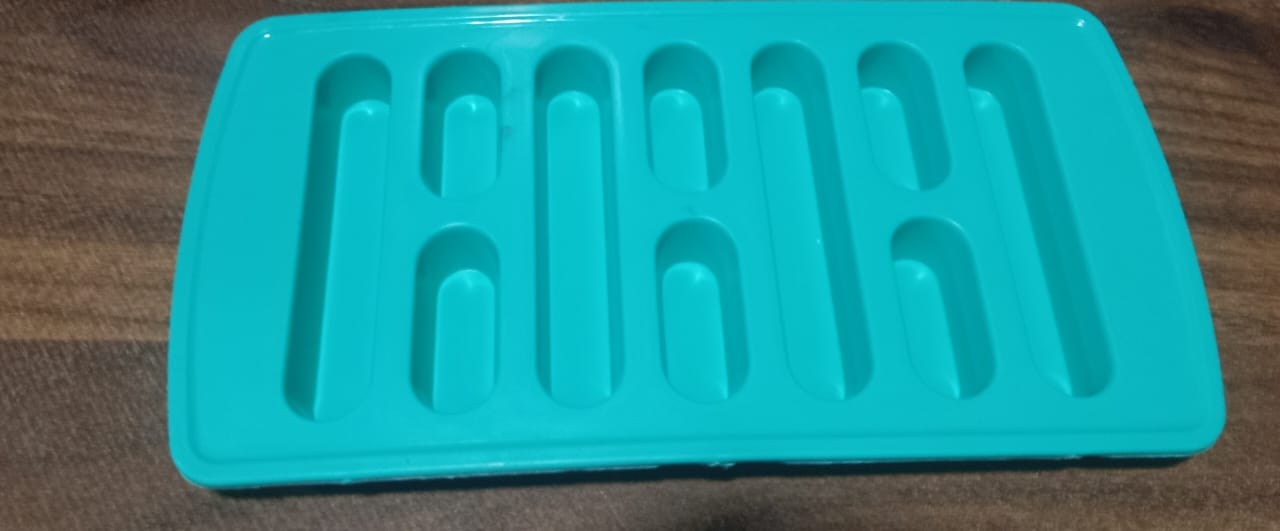Fancy Ice Tray – Widely Used for Making Ice in Household Places (1 Pc) signaturekarts
