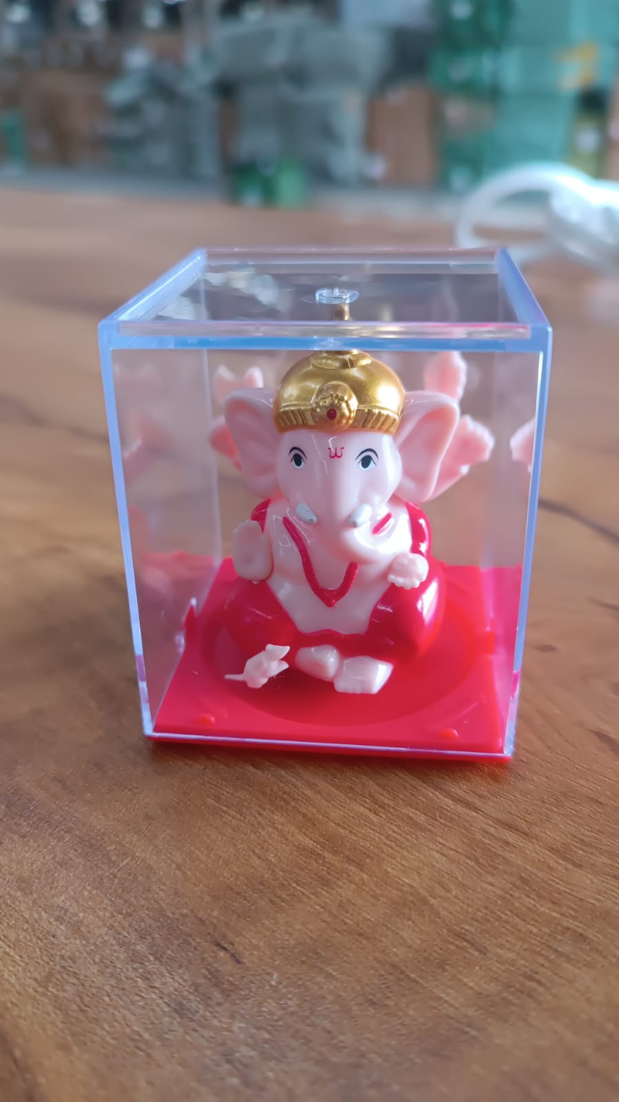 Decorative Small Lord Ganesh Idol in Transparent Case (1 Pc) signaturekarts