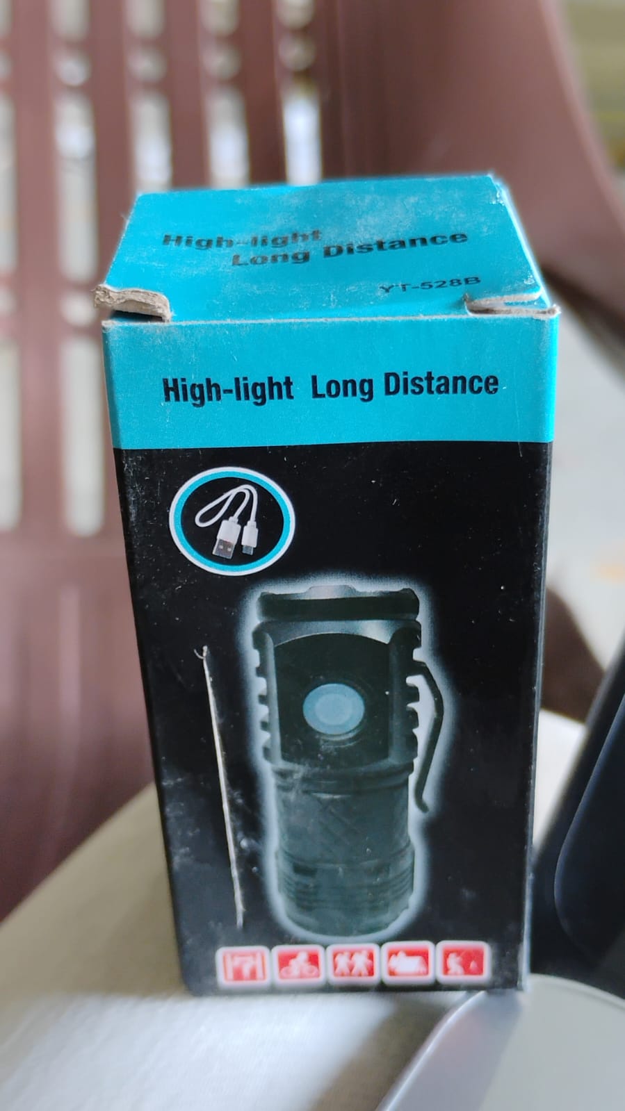 Small LED Torch, 5 Lighting Modes (1 Pc) Signaturekarts