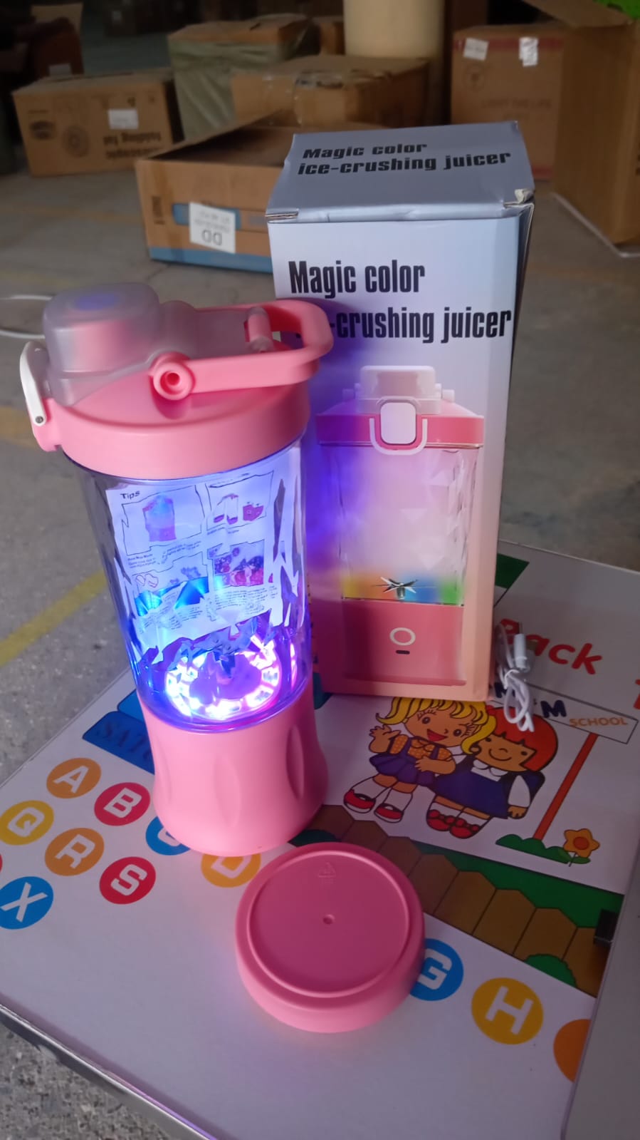 Eletric Crusher Juicer With Multicolor Light, 8 Blades (600 ML / Multicolor) signaturekarts