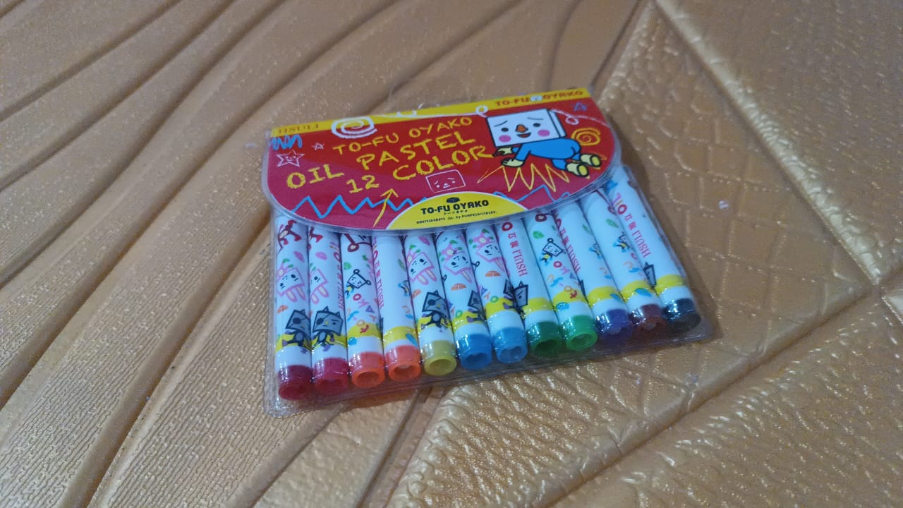 Crayons - 12 Colours Washable Testable Non-Toxic Jumbo Crayons for Toddlers Signaturekarts