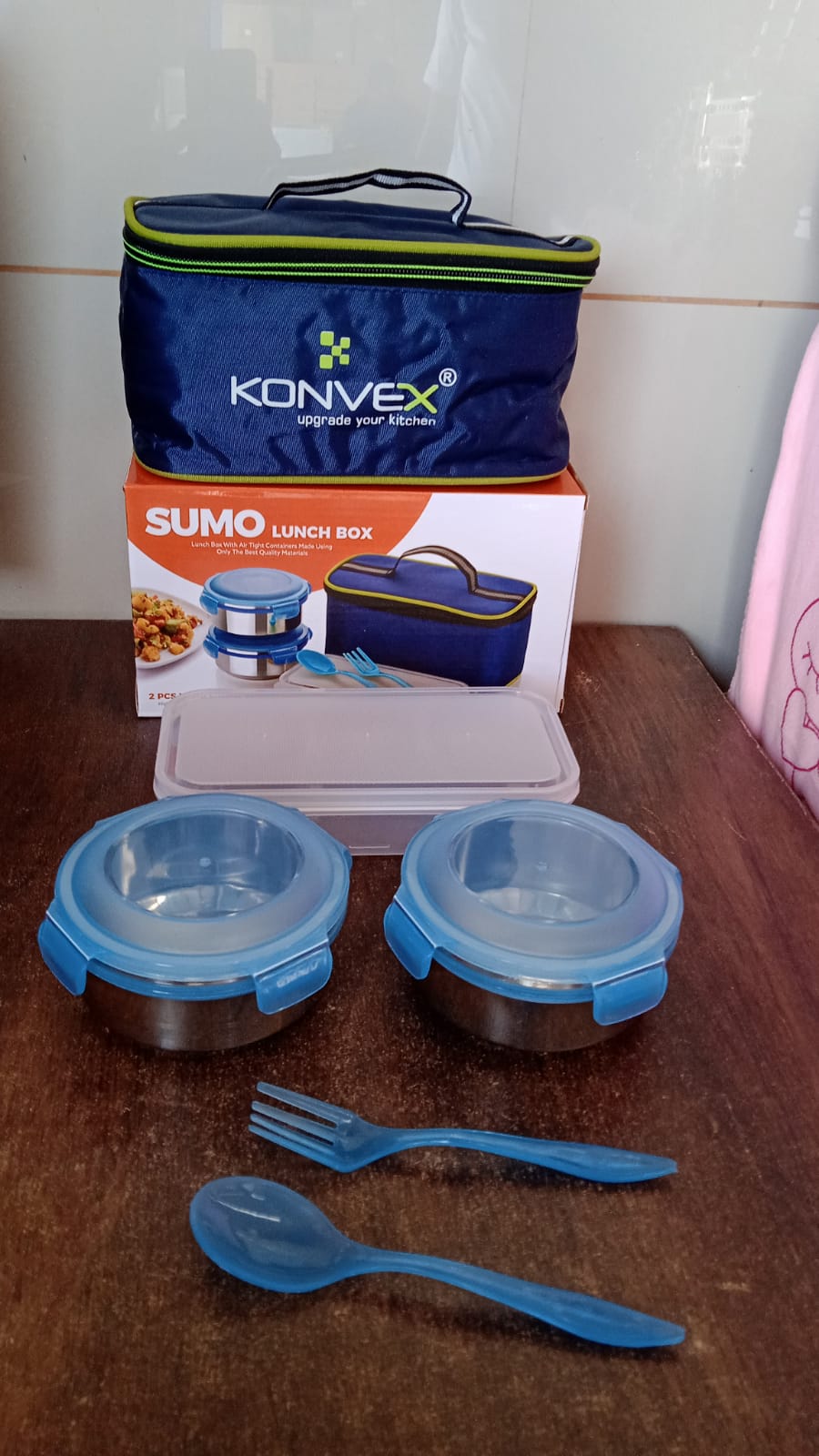 Sumo Lunch Box with Bag – Plastic Lunch Box & Spoon/Fork Set (2 Pc) Signaturekarts