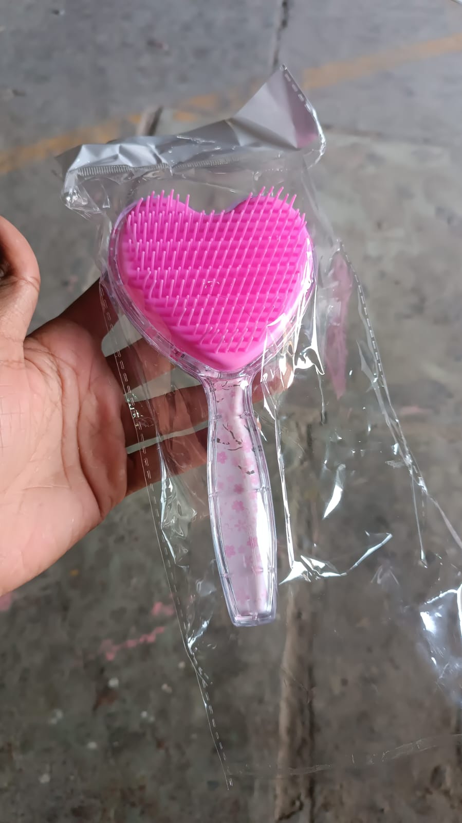 Heart Shape Hair Brush Massage Shower Comb (1 Pc), Hair accessories Signaturekarts