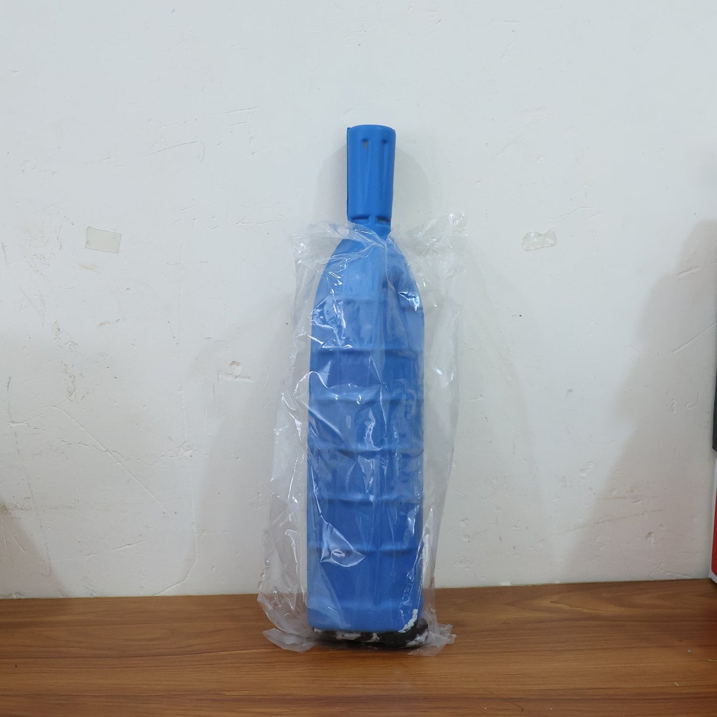 Plastic Mop Refill with Handle Grip Signature Kart