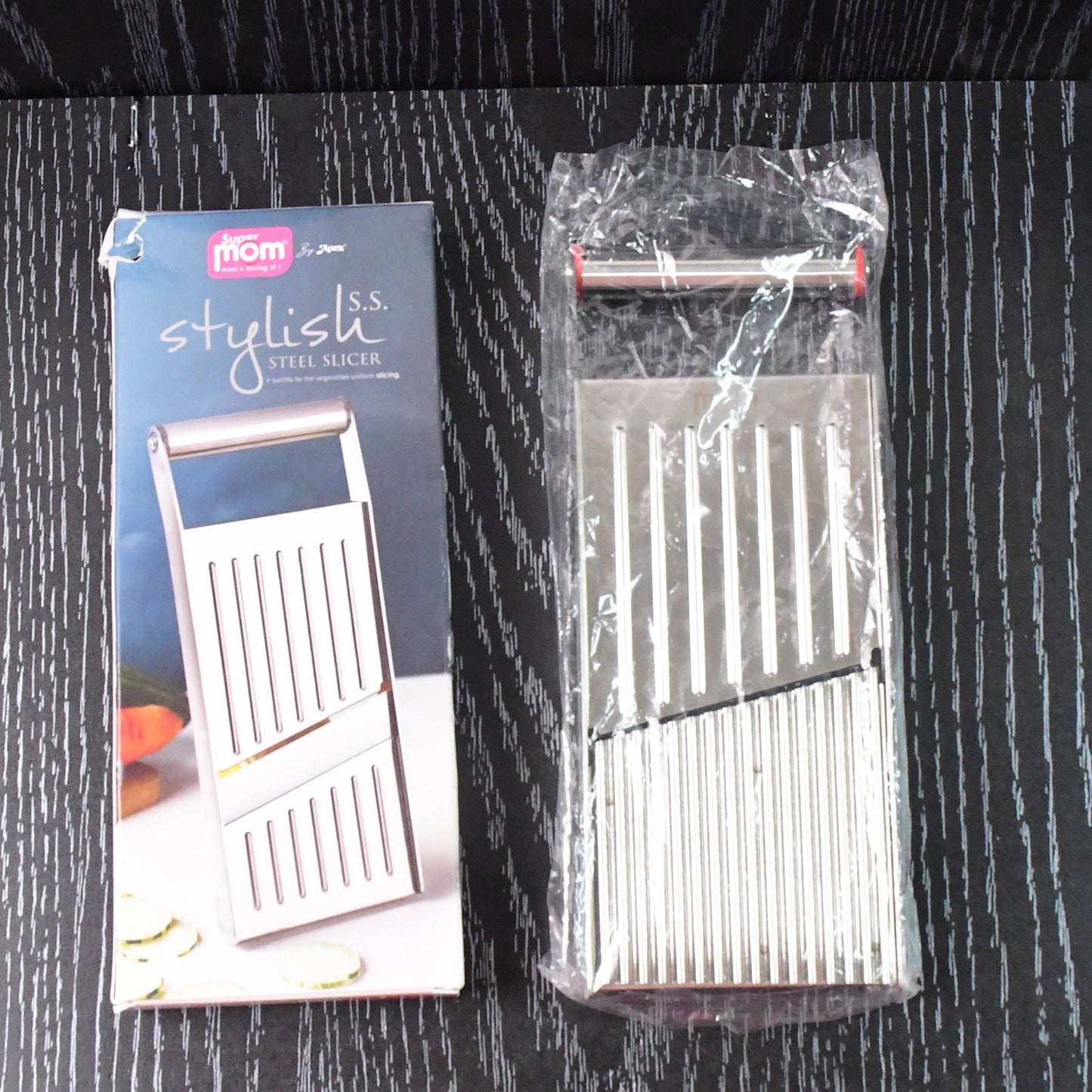 Supermom Stylish Stainless Steel Vegetable & Fruit Slicer signaturekarts