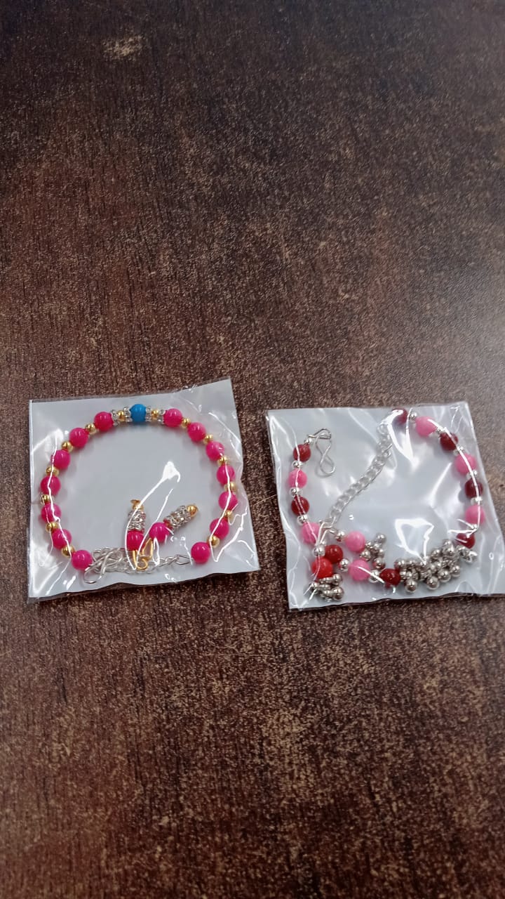Traditional and Trendy Beaded Bracelet with Adjustable Chain (1 Pc) Signature Kart