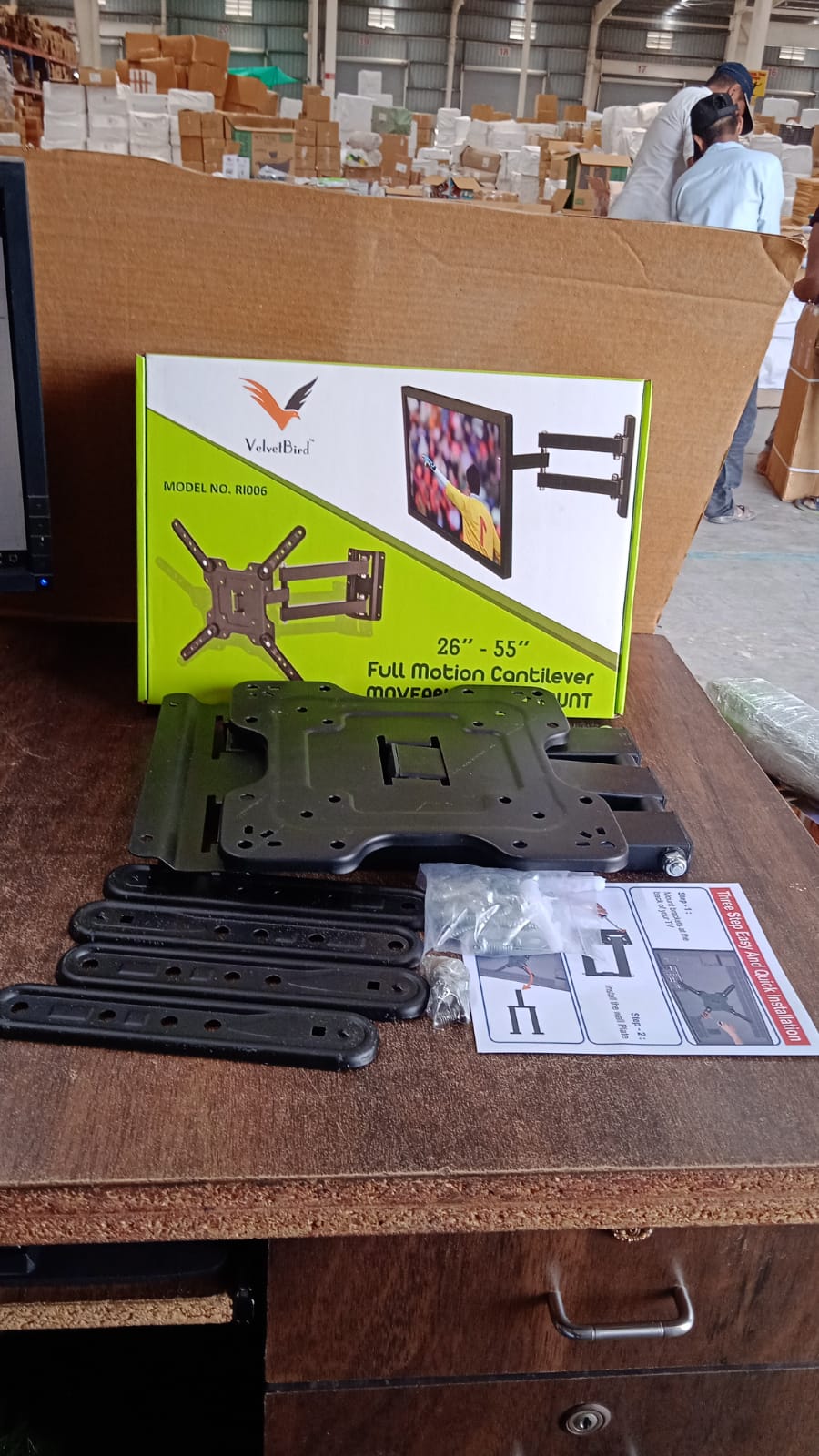 Heavy Duty 26–55 Inch Full Motion Cantilever Wall Mount Bracket Signature Kart