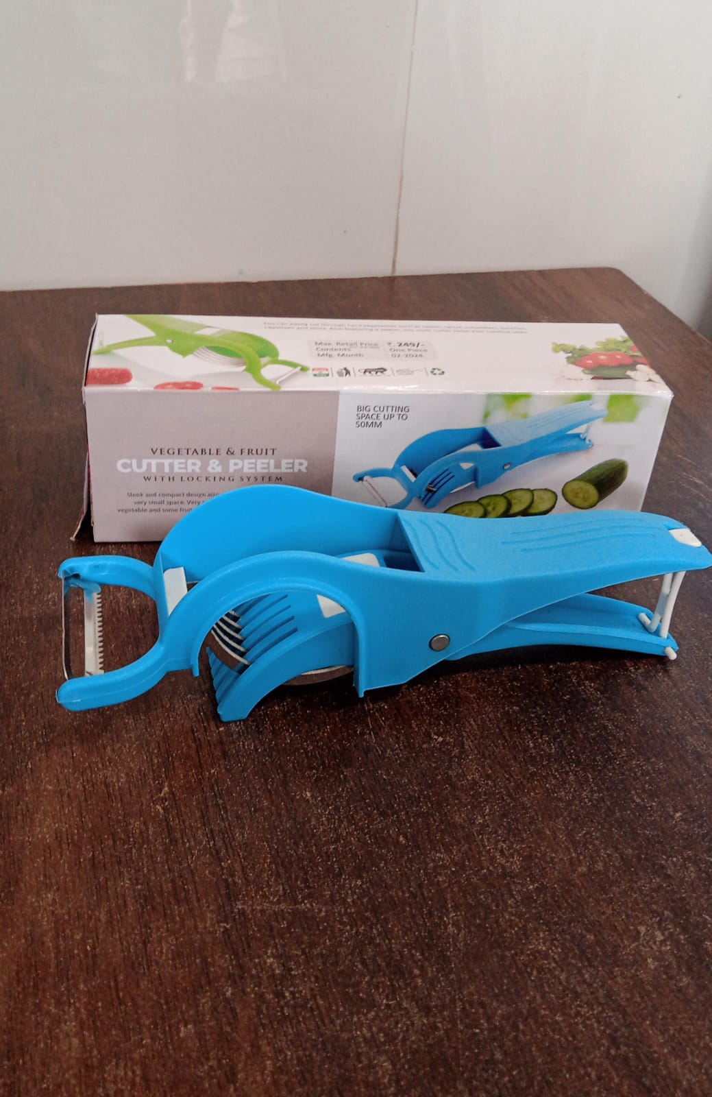 2 in 1 Veg & Fruit Multi Cutter with 5 Blades & Peeler (1 Pc / Multicolor) Signaturekarts