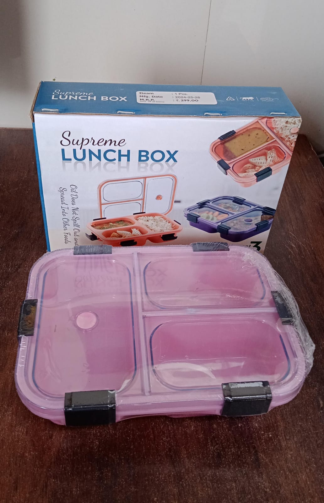 Plastic 3 Compartment Insulated Lunch Box, Lunch Box (1 Pc) signaturekarts