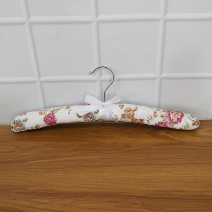 Premium Padded Floral Clothes Hanger (1 Pc) signaturekarts
