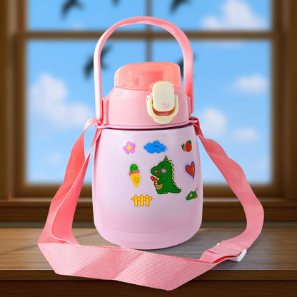 Stainless Steel Vacuum Insulated Water Bottle with Handle & Sticker (700 ML) Signature Kart