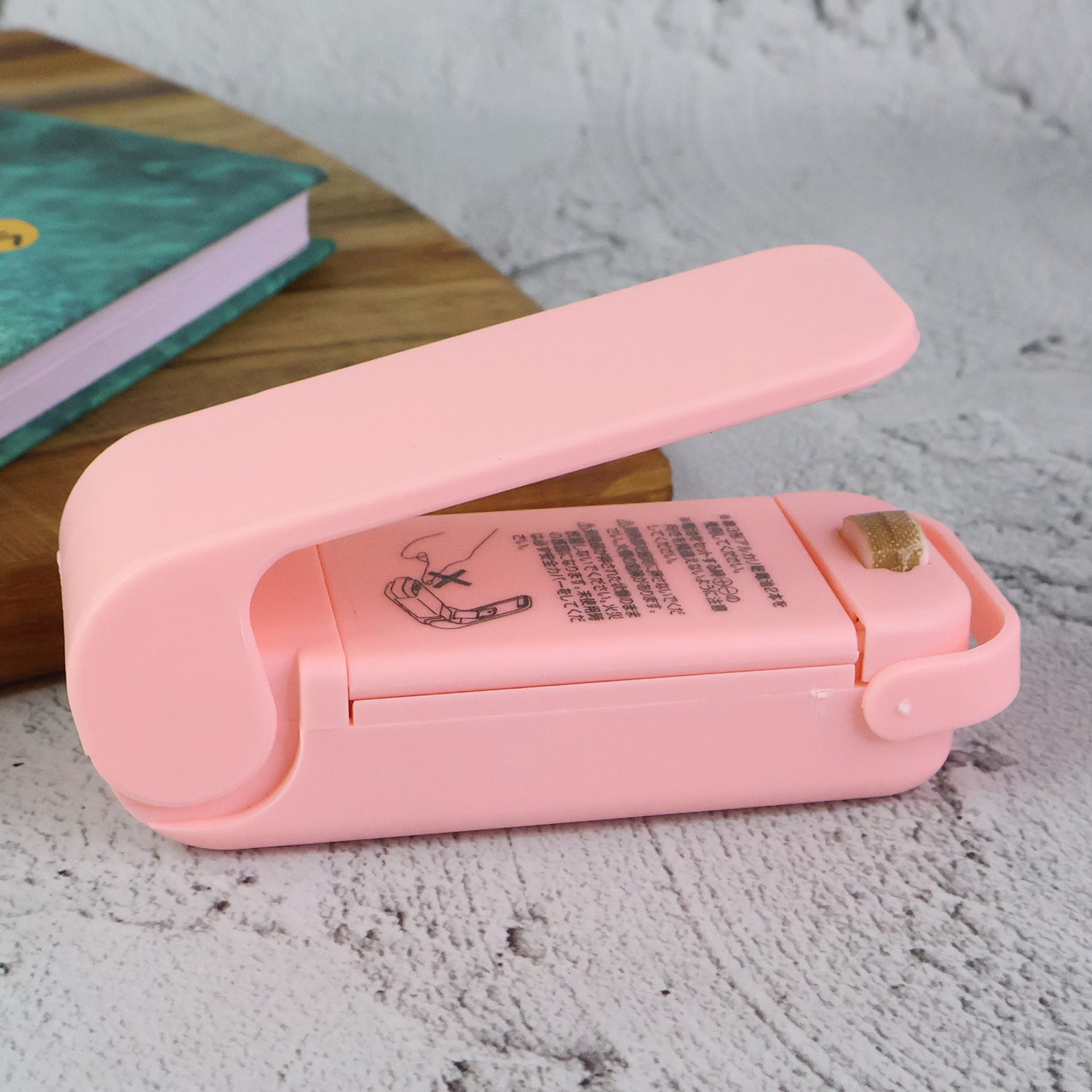 Mini Plastic Bag Sealer – Portable Heat Sealing Machine (Battery Operated / 1 Pc) Your Brand