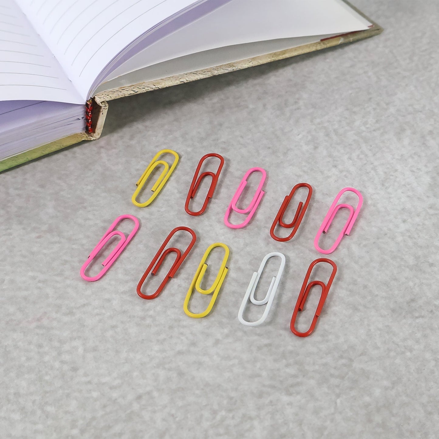 Vinyl-Coated Paper Clips - (10 Pc / Set) signaturekarts