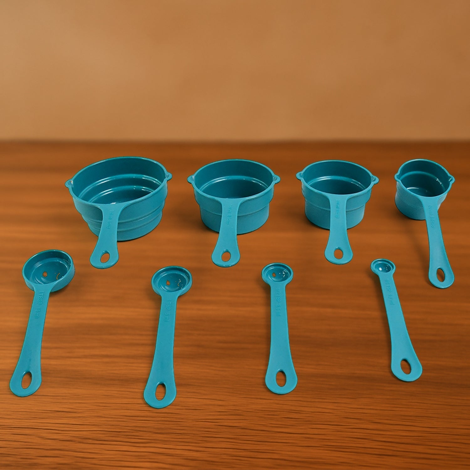 Apex 8-Piece Measuring Spoons and Cups Set Signature Kart