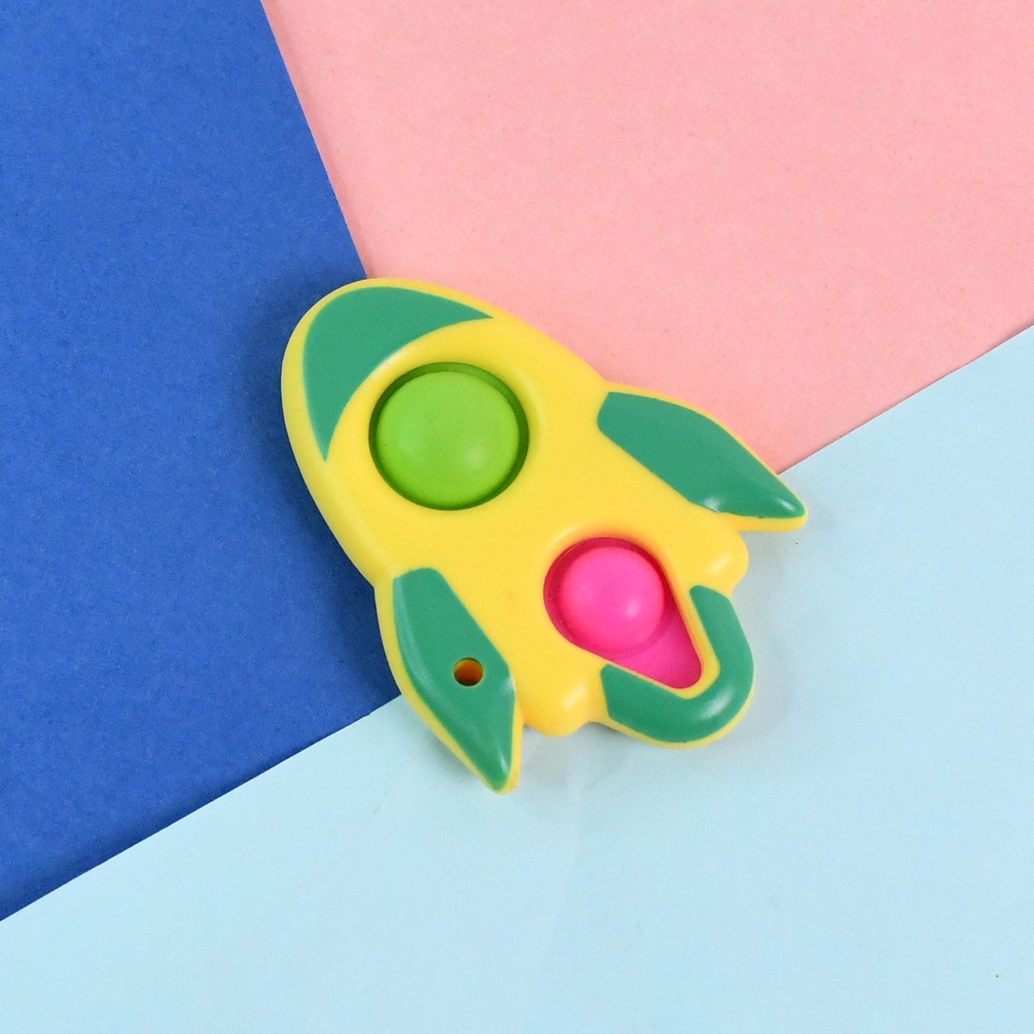 Rocket Shaped Dimple Keychain Toy (1 Pc) Signature kart