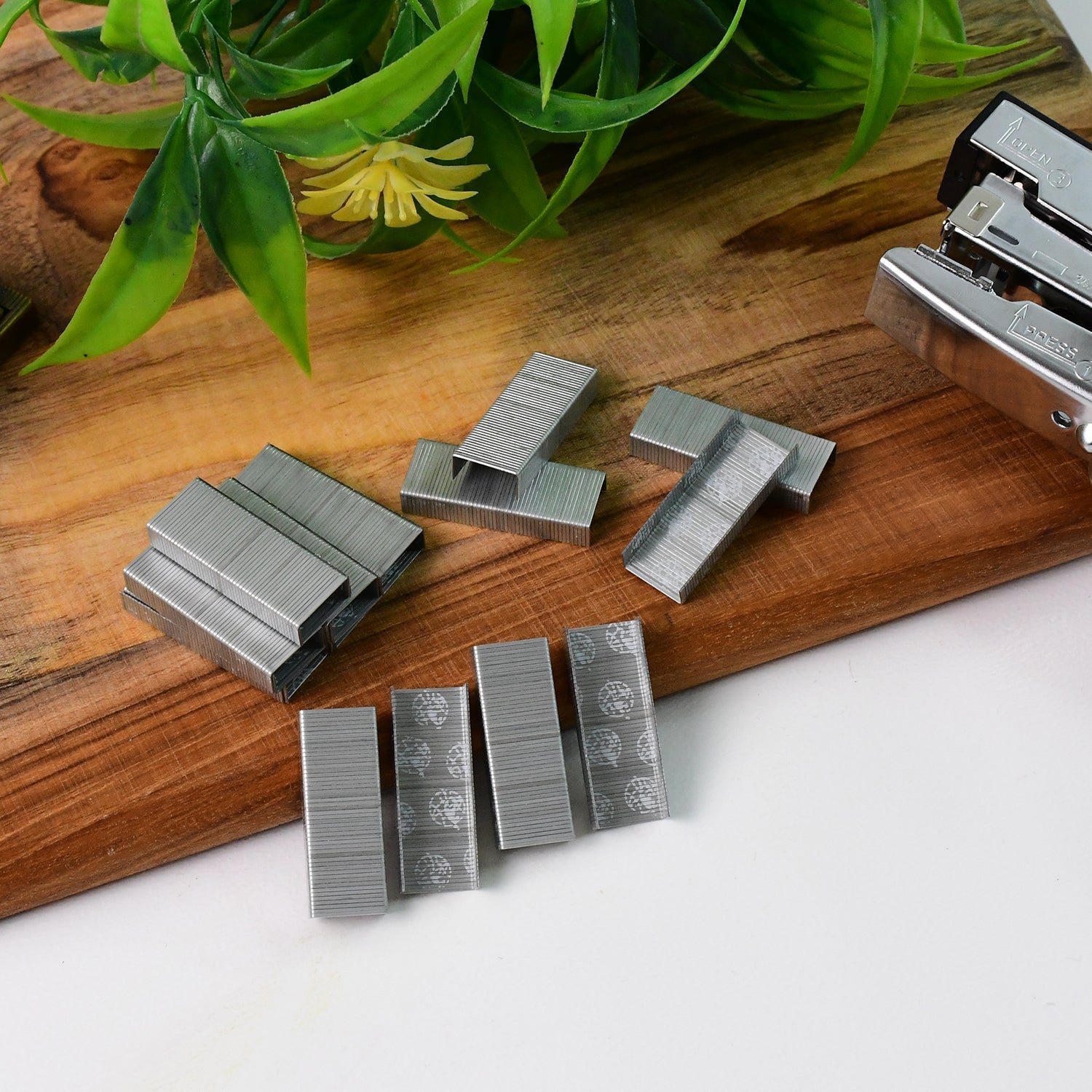 Kangaro 24/6-1M High-Quality Staples – Durable Steel Pins signaturekarts
