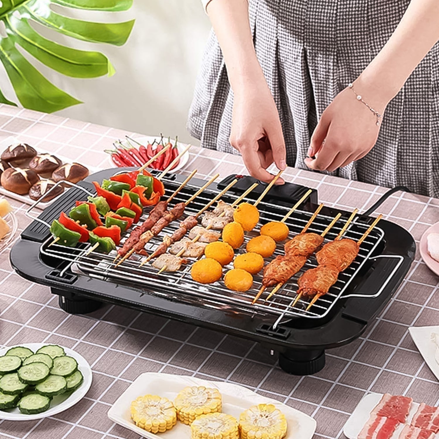Electric Barbecue Grill 2000w (1 Pc) signaturekarts