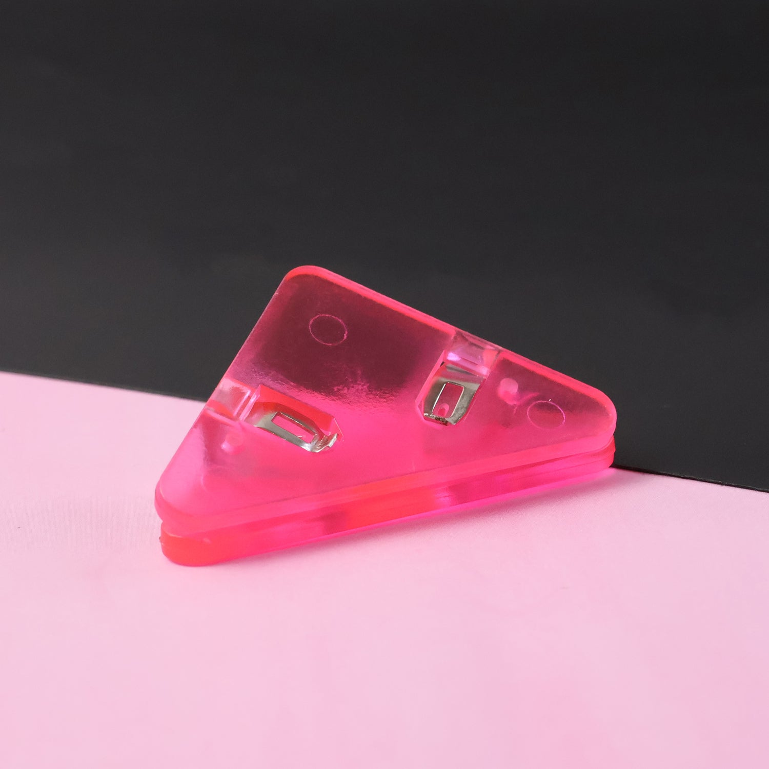 Triangle Paper Clips | Small Corner Clips for Paper, Document Clip (1 pc) Signature kart