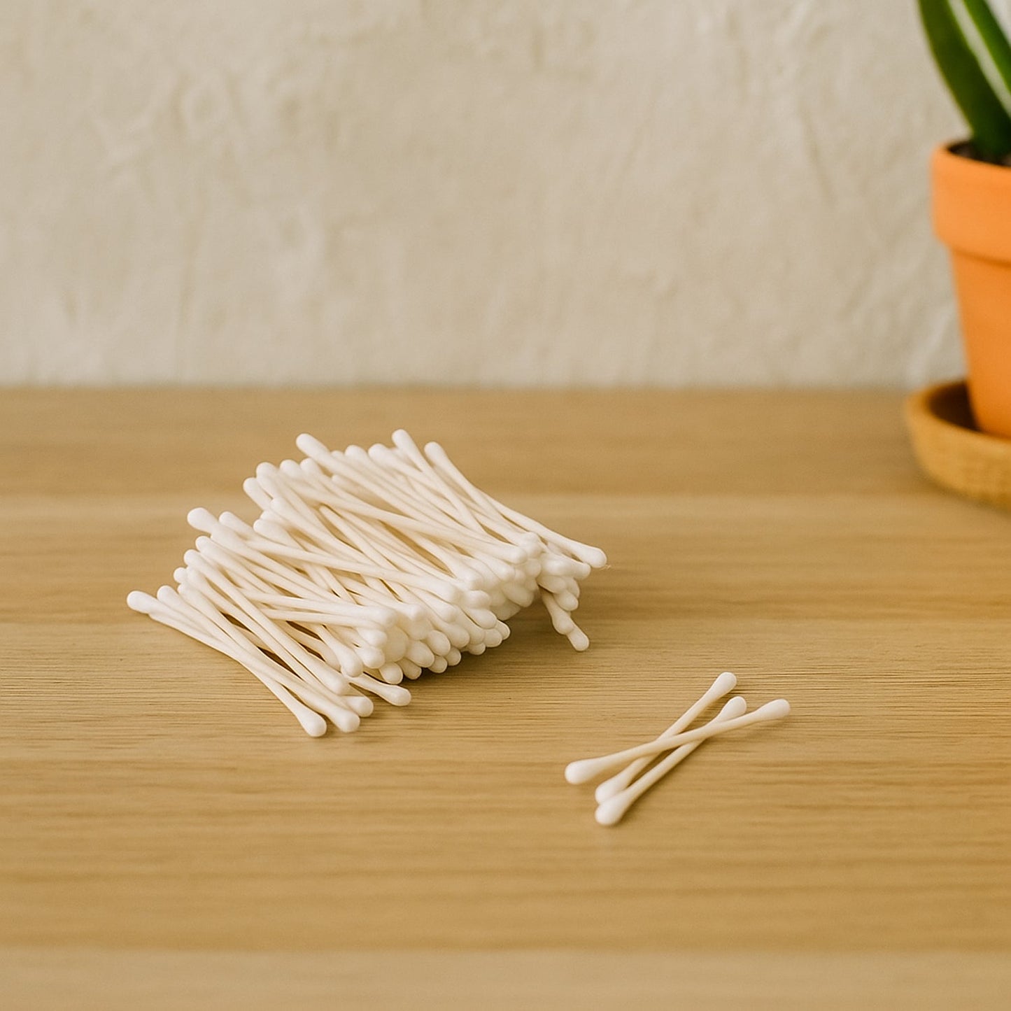 Tulips Paper-Stick Cotton Swabs - (100 Pc /  Set) signaturekarts