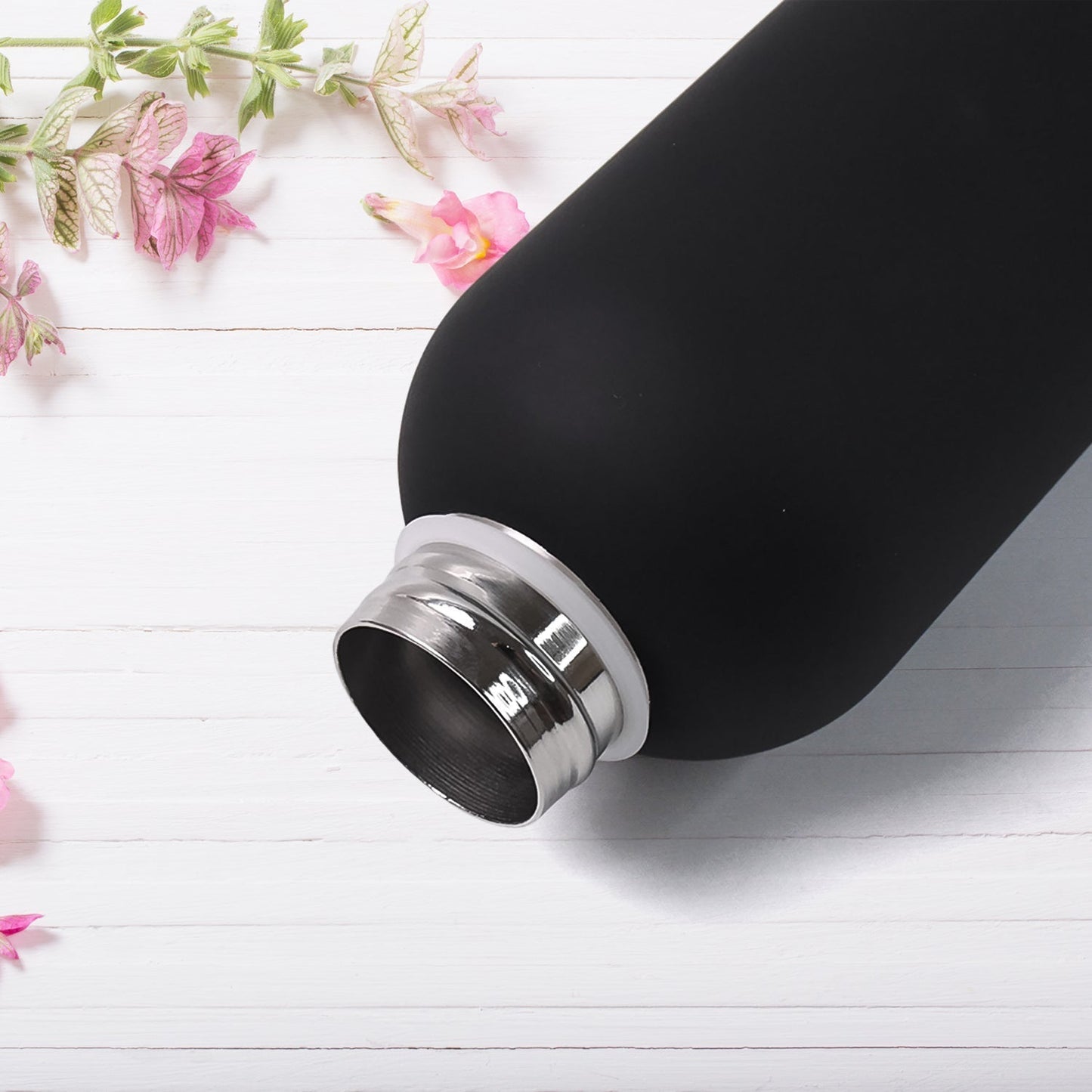 Stainless Steel Double Wall Vacuum-Insulated Drink Water (Mix Color / 500 ML Approx) Signature Kart