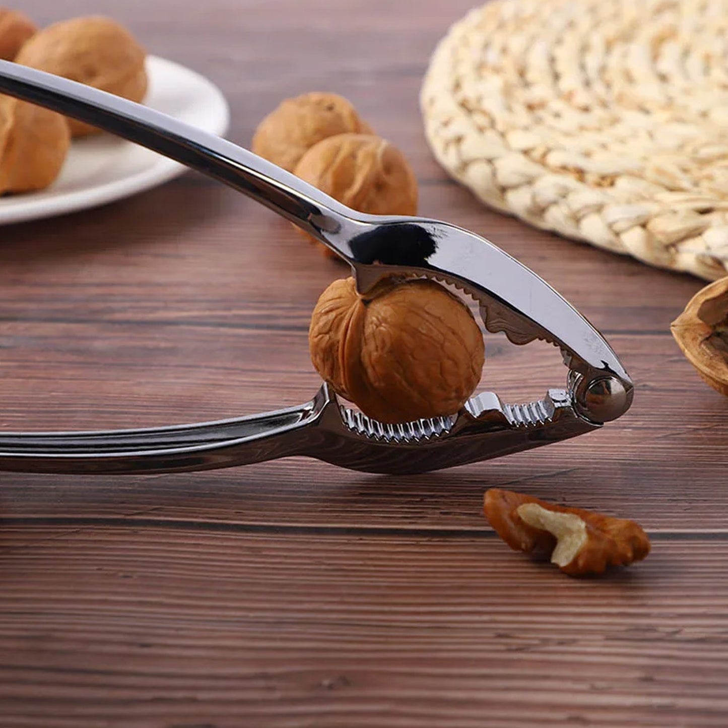 Luxury Stainless Walnut Cracker – Portable Nut Cutter & Pliers signaturekarts