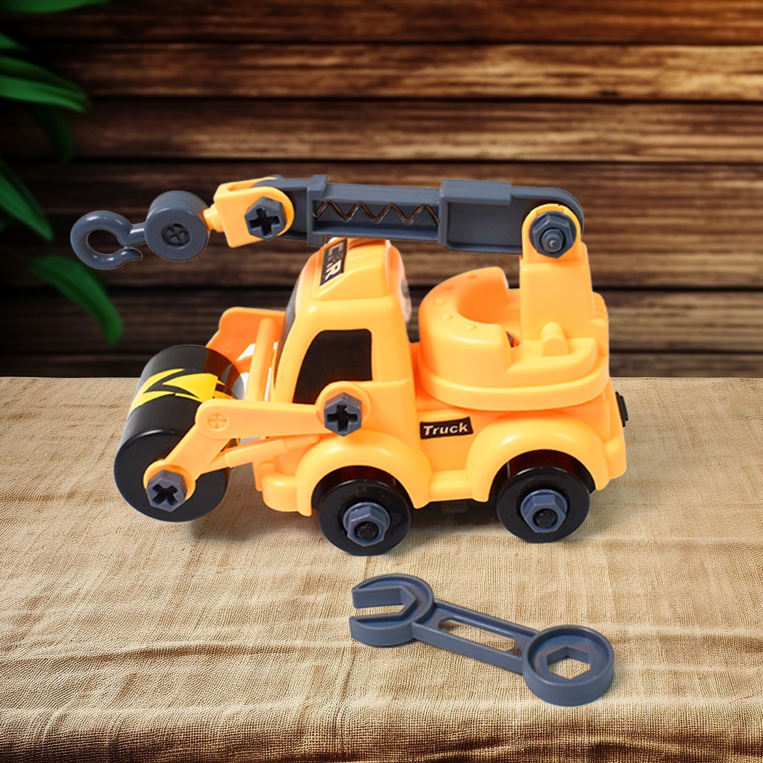 Engineering Vehicles Nut Assembly Toy (2 Pc Set) signaturekarts