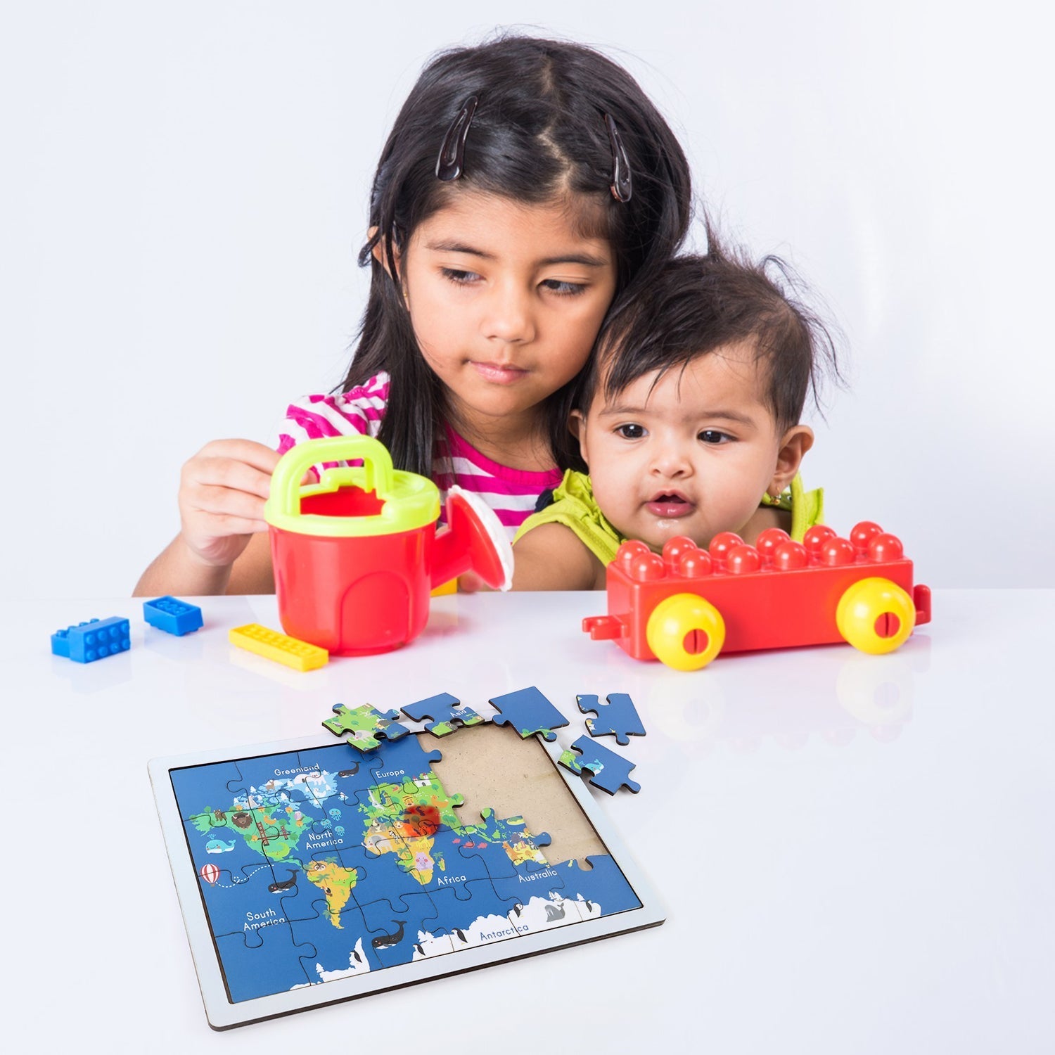 Educational Wooden World Map Puzzle for Kids - (1 Set) signaturekarts