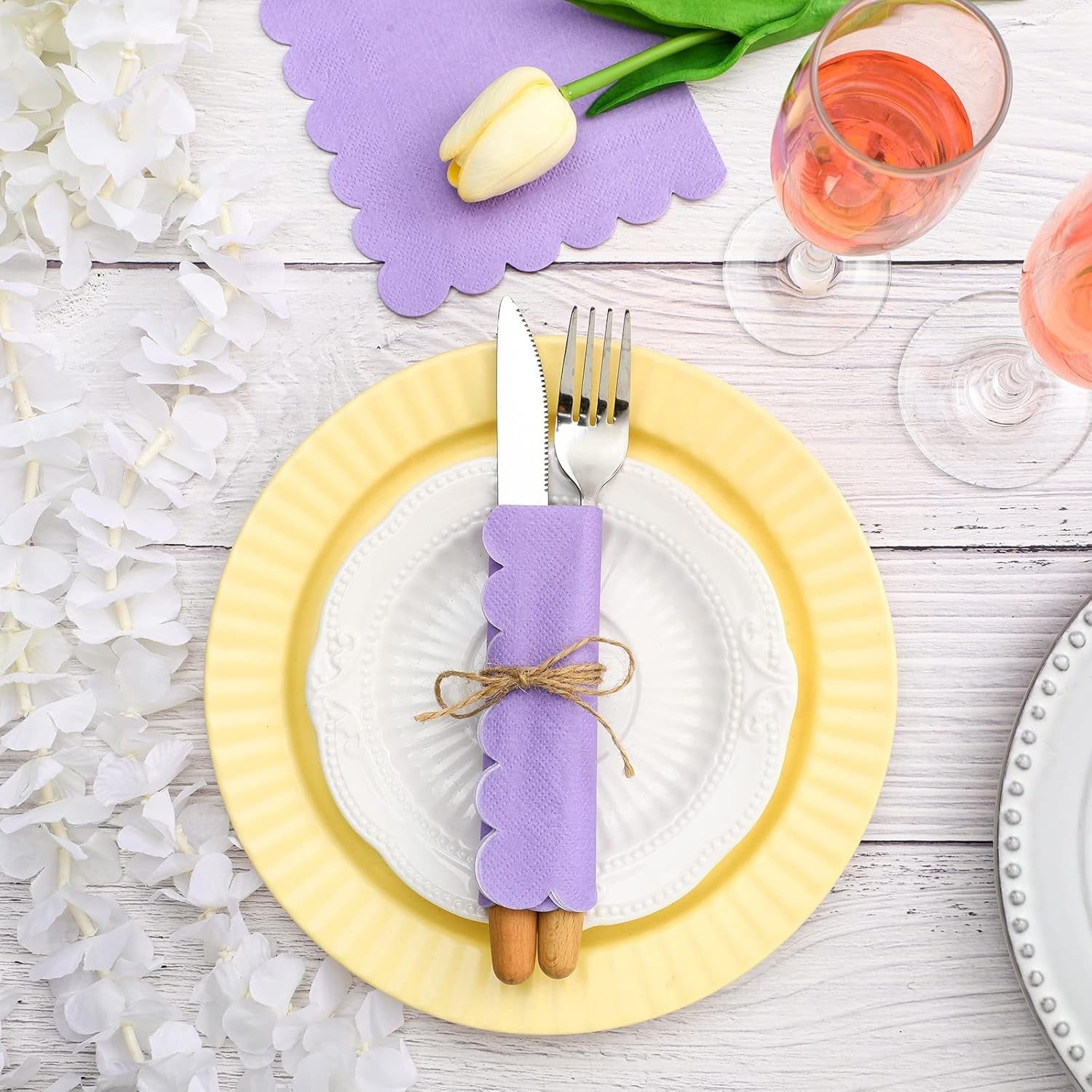 Lilac Scalloped Disposable Paper Napkin (23 x 23 cm / 120 Pc) signaturekarts