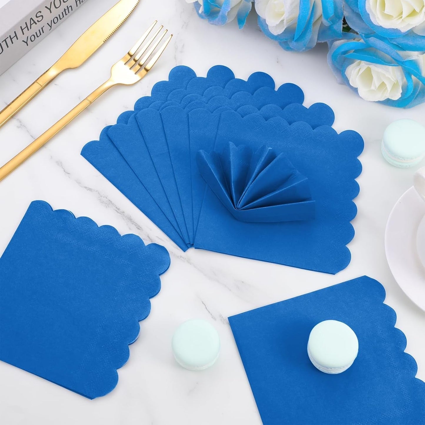 Royal Scalloped Disposable Paper Napkins (23 x 23 Cm / Approx 120 Pc) signaturekarts
