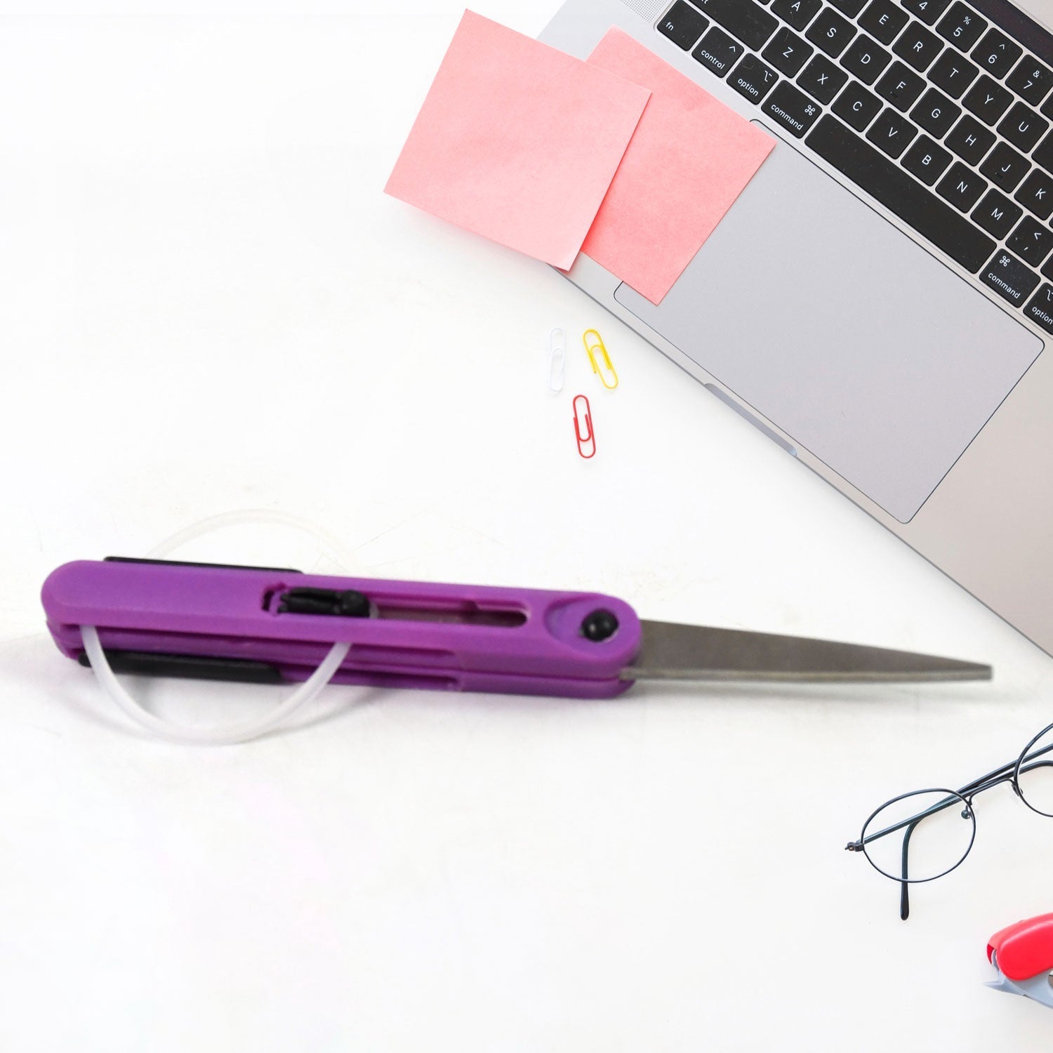 Pen Cut Compact Scissors in Pen Format, Pen-Style Portable Travel Scissors (1 Pc) Signaturekarts