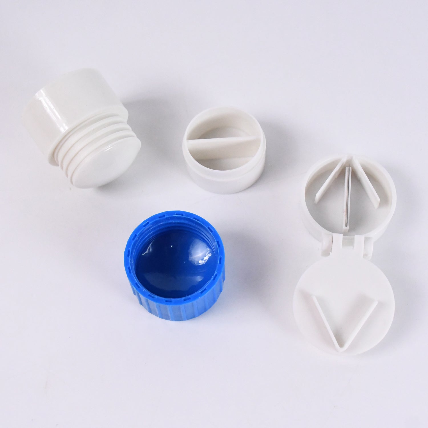 4-in-1 Medicine Cutter, Crusher, Storage Box for Pills Your Brand