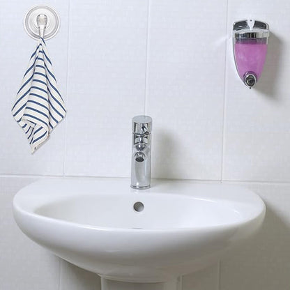 Plastic Suction Cup Hook (1 Pc) Signature kart