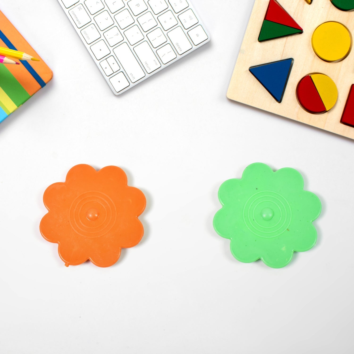 Small Magic air spinner, Plastic Promotional Spinning Toys (1 Pc) Signaturekarts