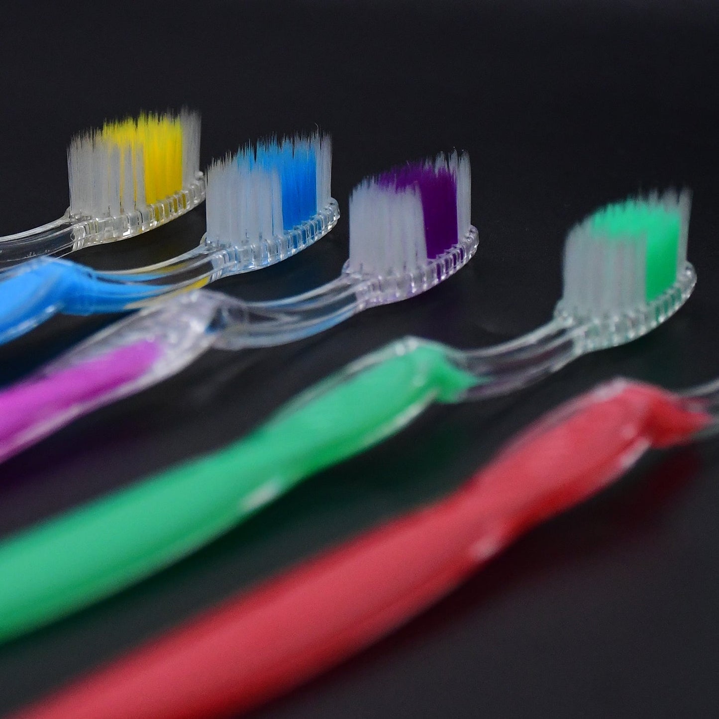 Premium Plastic Toothbrush (1 Pc / Mix Color) Signaturekarts