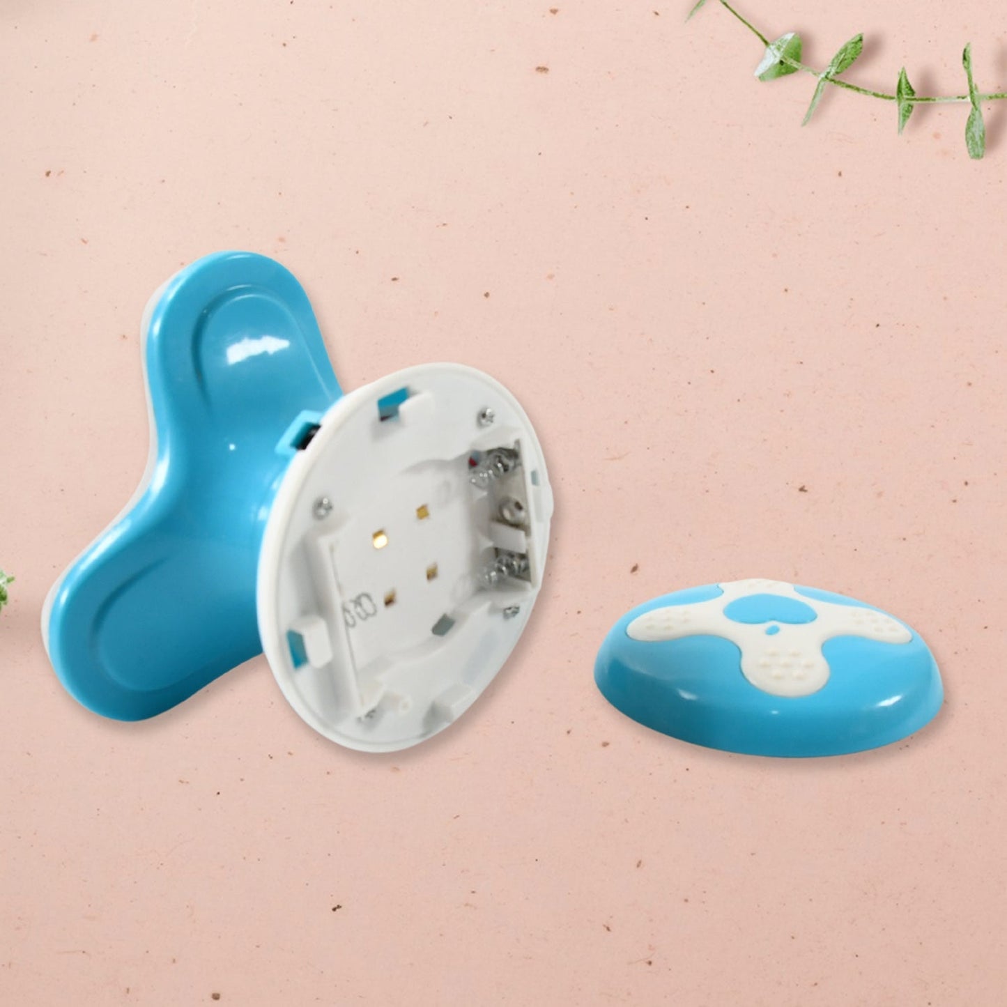 Triangle USB Mini Massager Multifunction (1 Pc/ Battery Not Included) signaturekarts