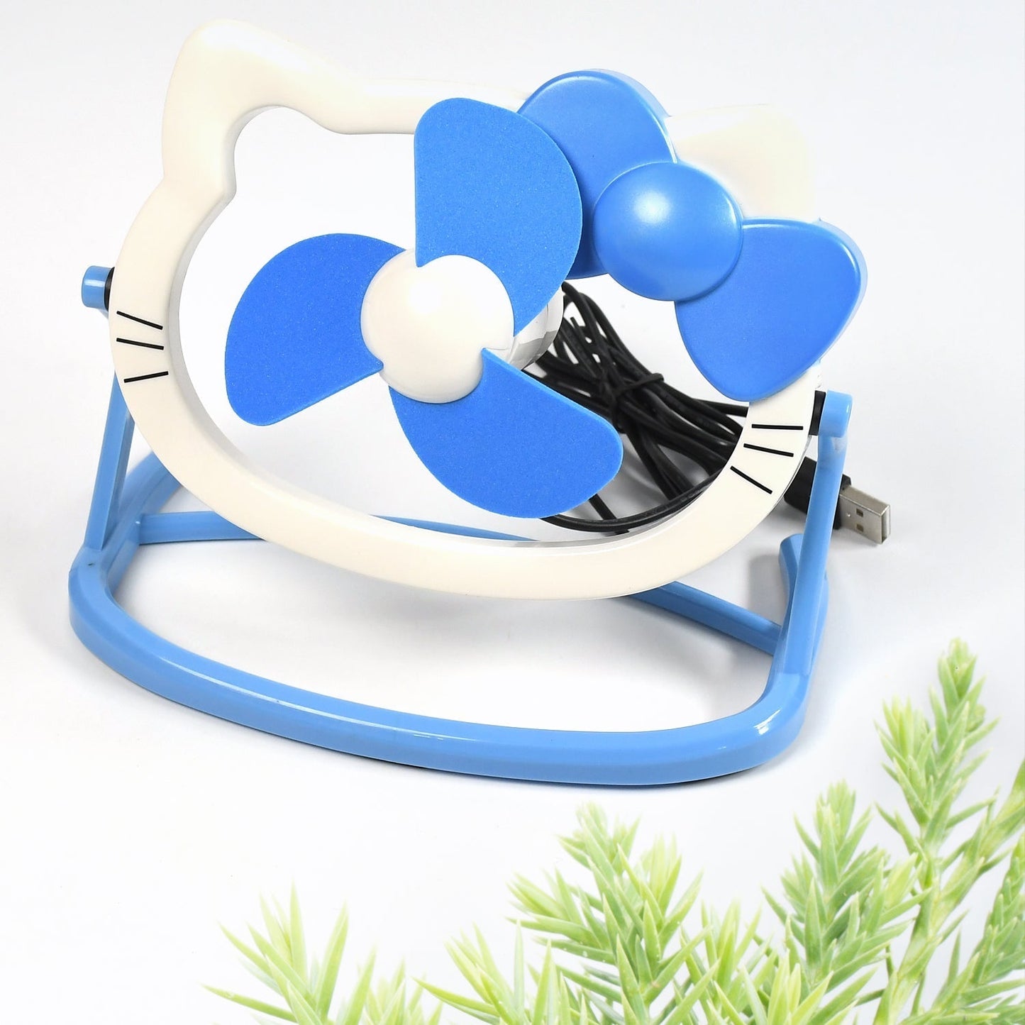 USB Mini Fan: Cute, Quiet & Portable Desk Buddy (Battery Not Included) signaturekarts