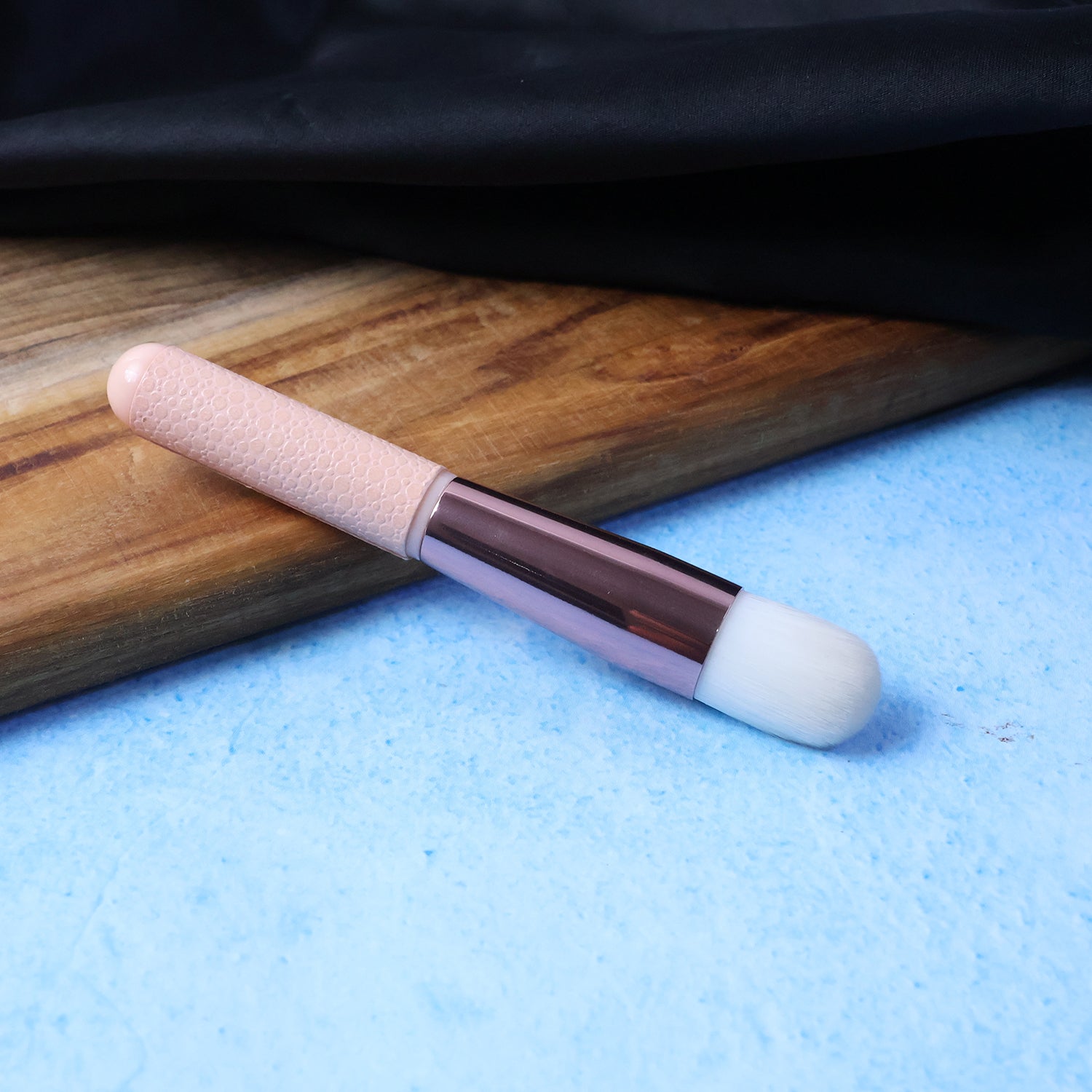Premium Soft Makeup Brush (1 Pc) signaturekarts