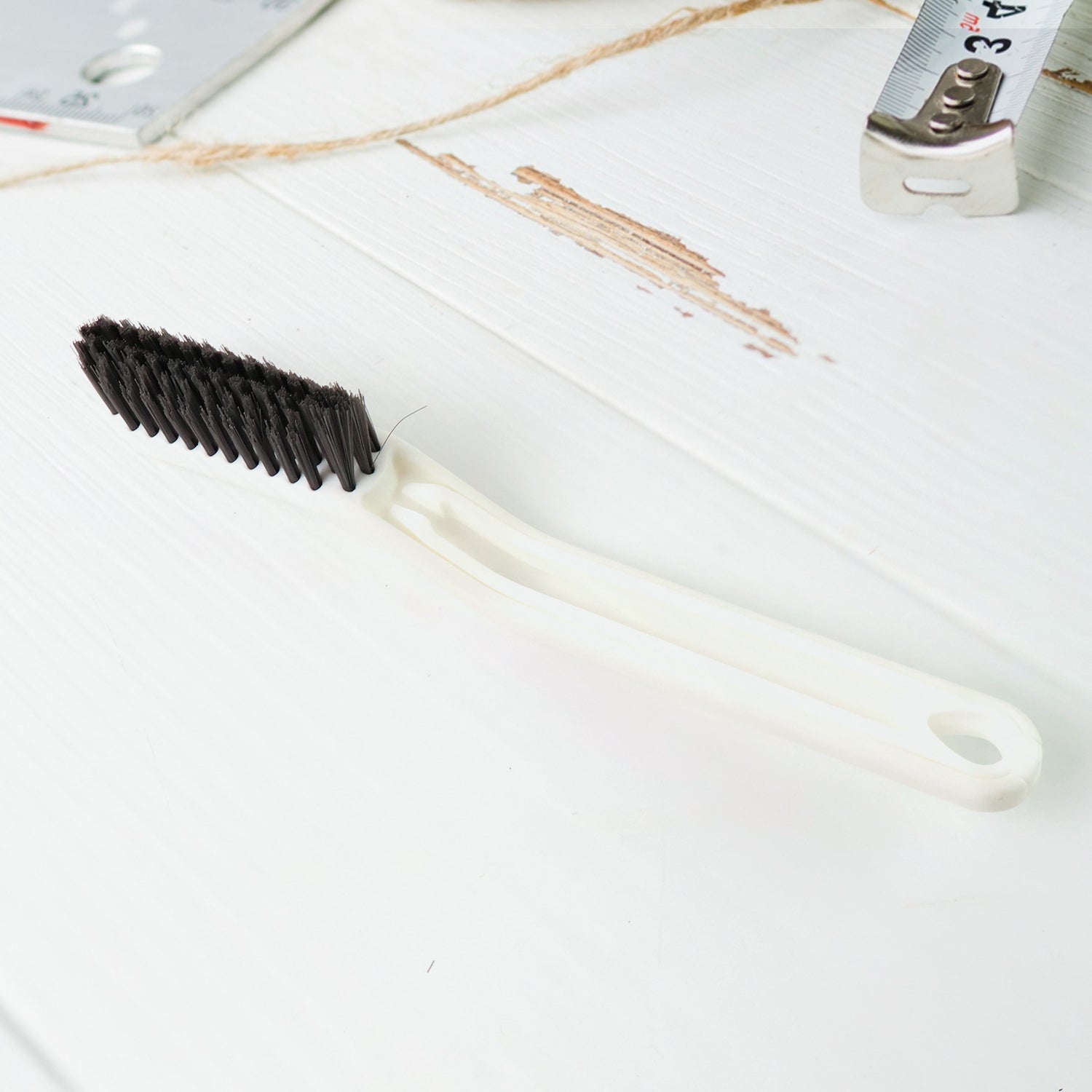 Multifunctional Floor Gap Brush, 2 in 1 Cleaning Brush (1 Pc) Signaturekarts