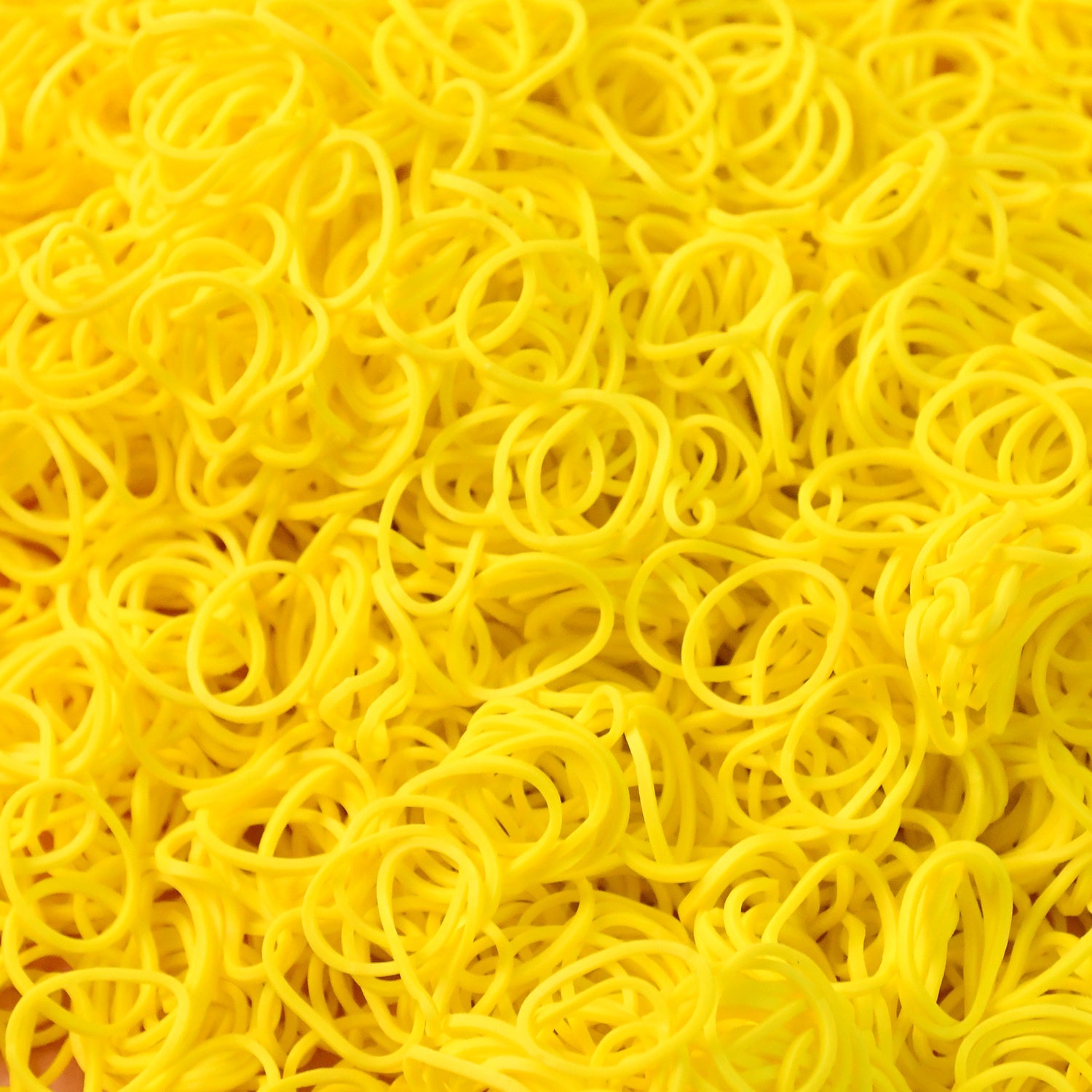 Premium Strong Elastic Rubber Bands – Multipurpose Bands (Approx. 125 to 140 gm Pack) signaturekarts