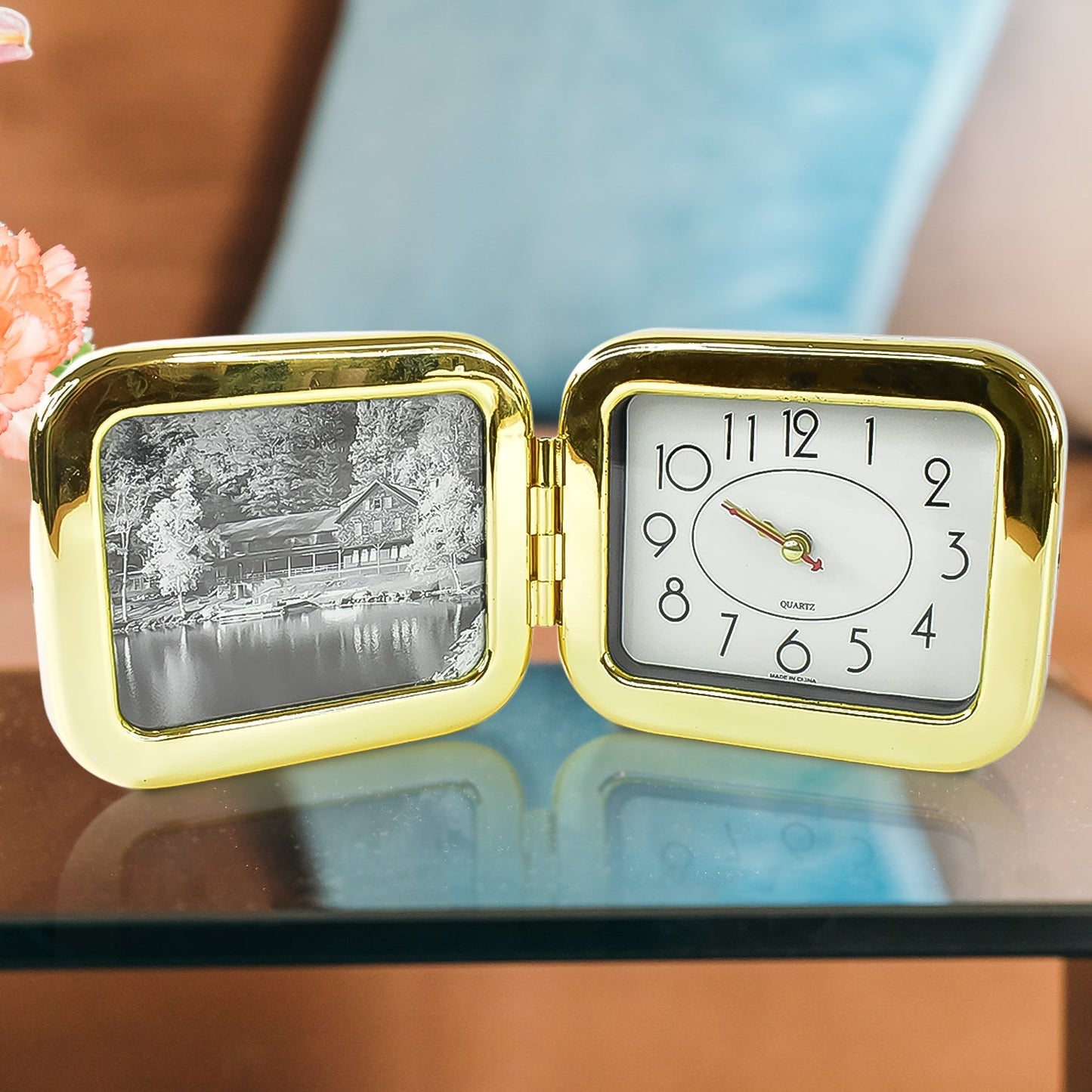 Portable Foldable Desk Clock – Space-Saving and Stylish (1 Pc) Signature kart
