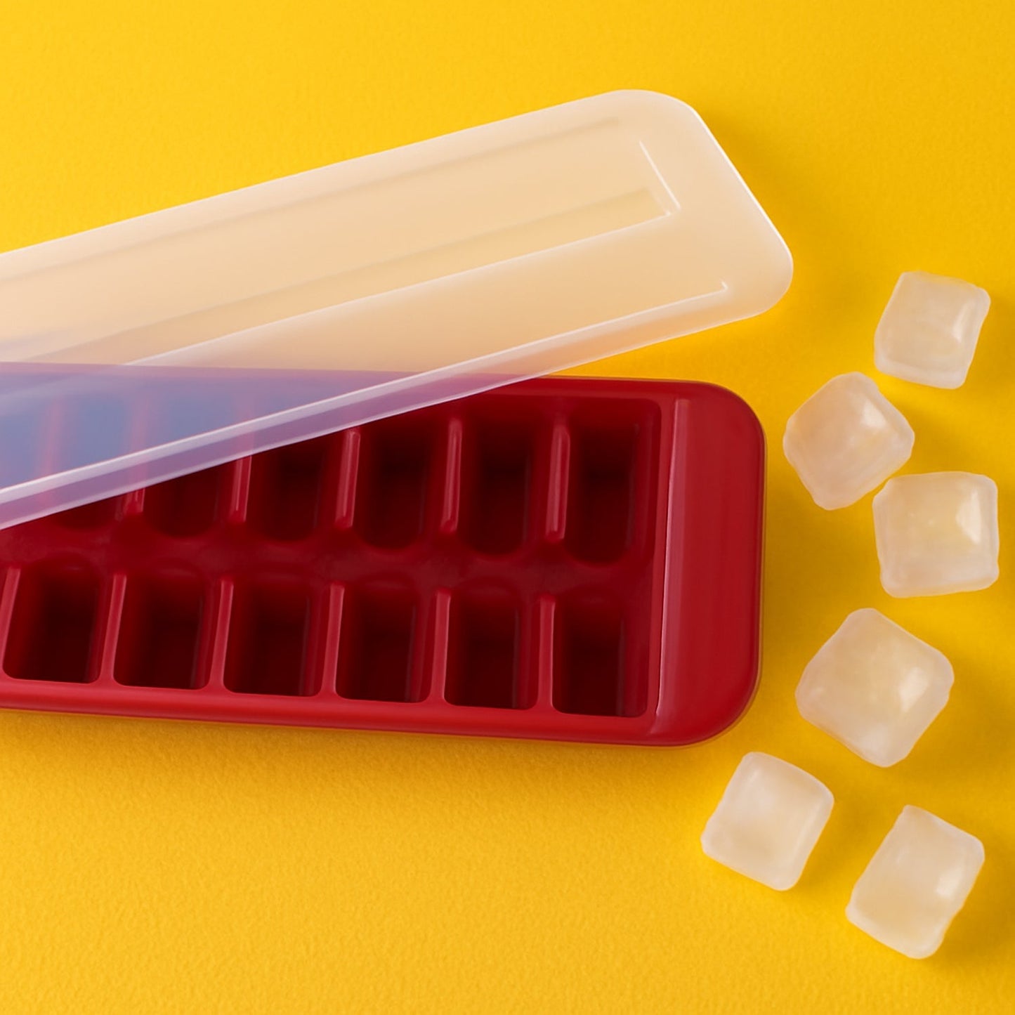 Supermom Frizzy Ice Tray with 2-in-1 Compartment for Ice Cubes and Storage Box (1 Pc) signaturekarts