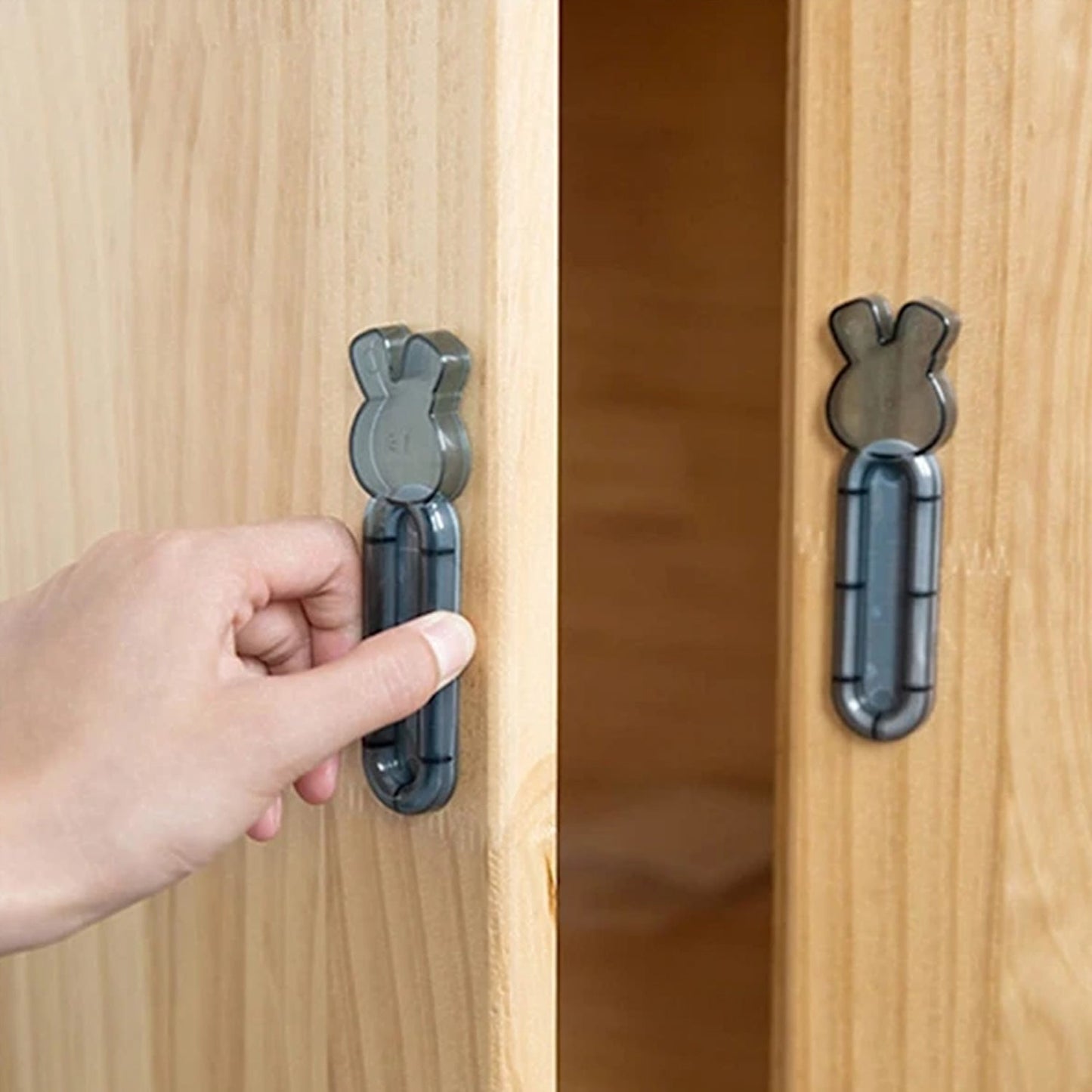 Self Stick Push Pull Helper (2 Pc) signaturekarts